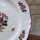 Round dish decorated with a bouquet of flowers Saint Amand Vieux Strasbourg