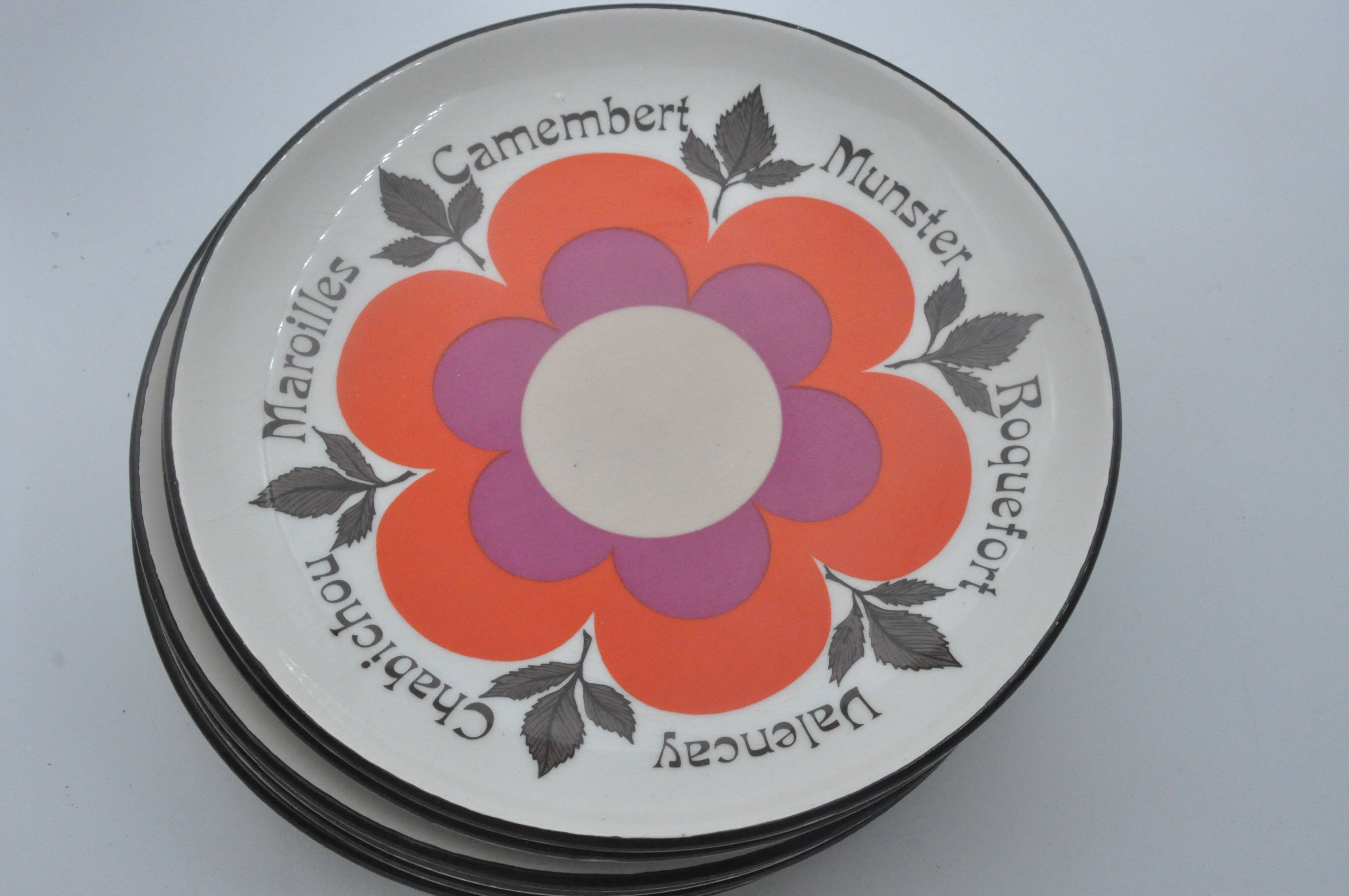 Old service 6 plates 2 cups GIEN model HARMONIS art table collection