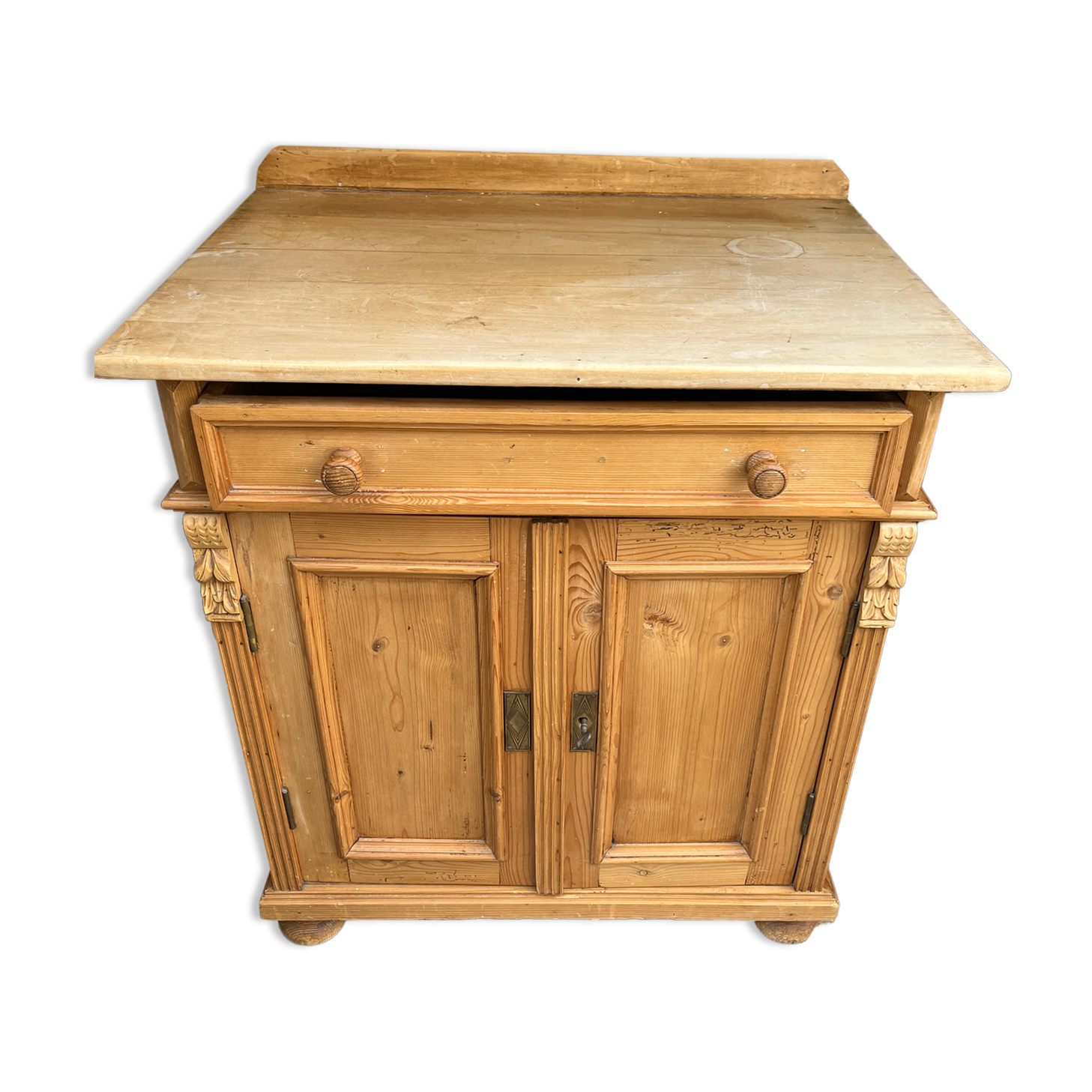 Log cabinet 2 pine door