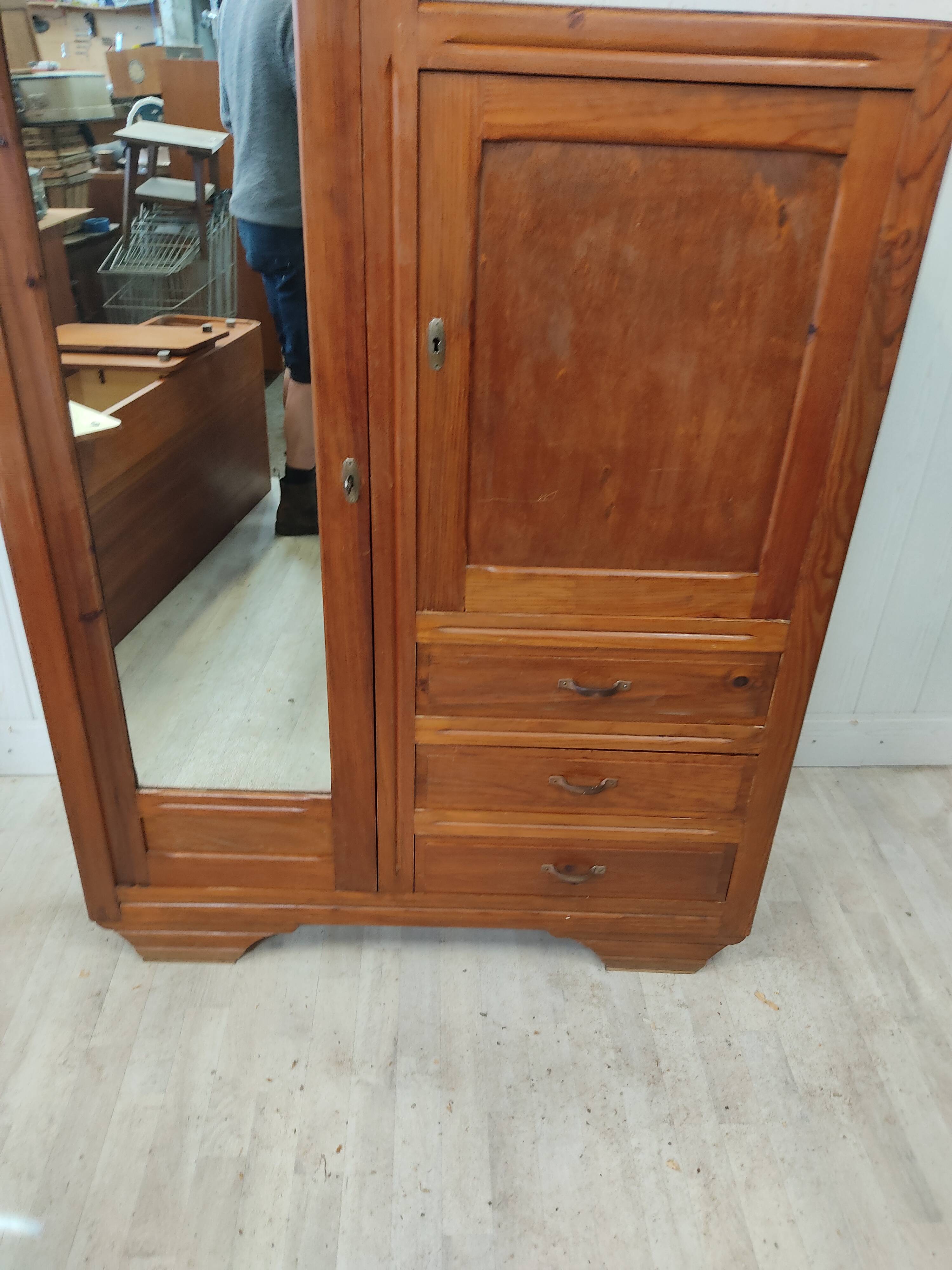 Vintage asymmetric cabinet