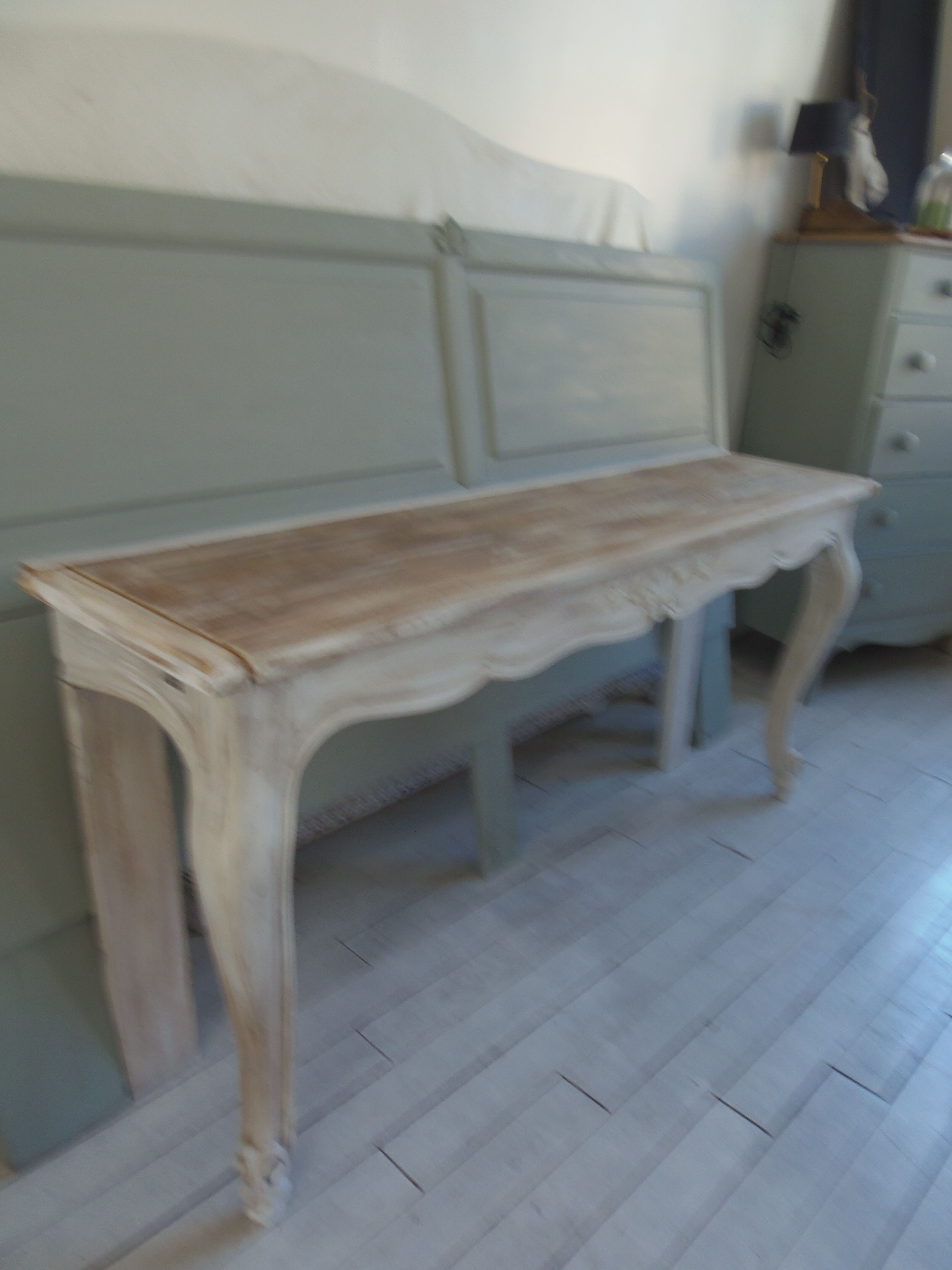 Louis XV style console in pearl gray patinated oak, patinated inlaid top.