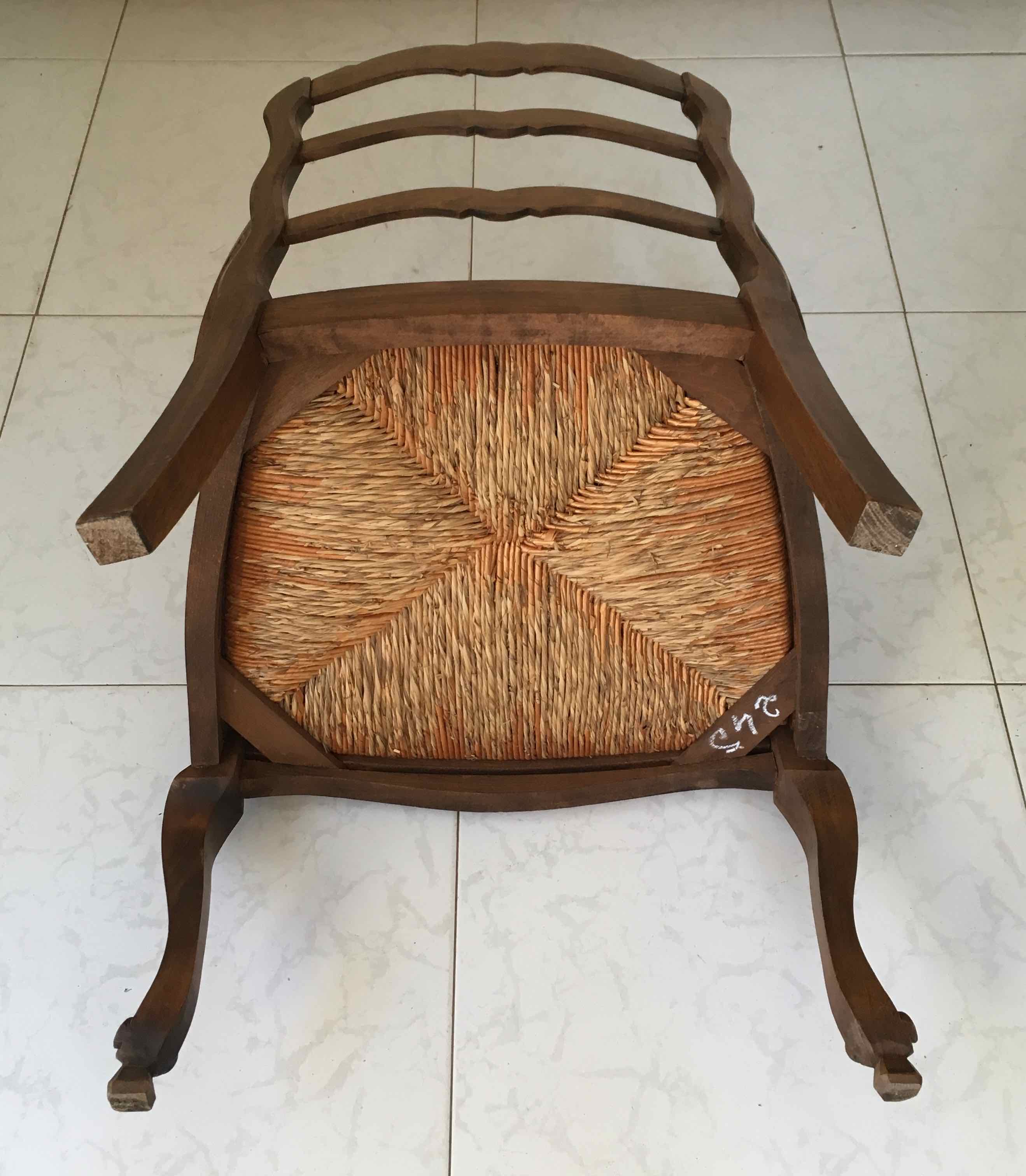 Fauteuil paillé provençal style Louis XV
