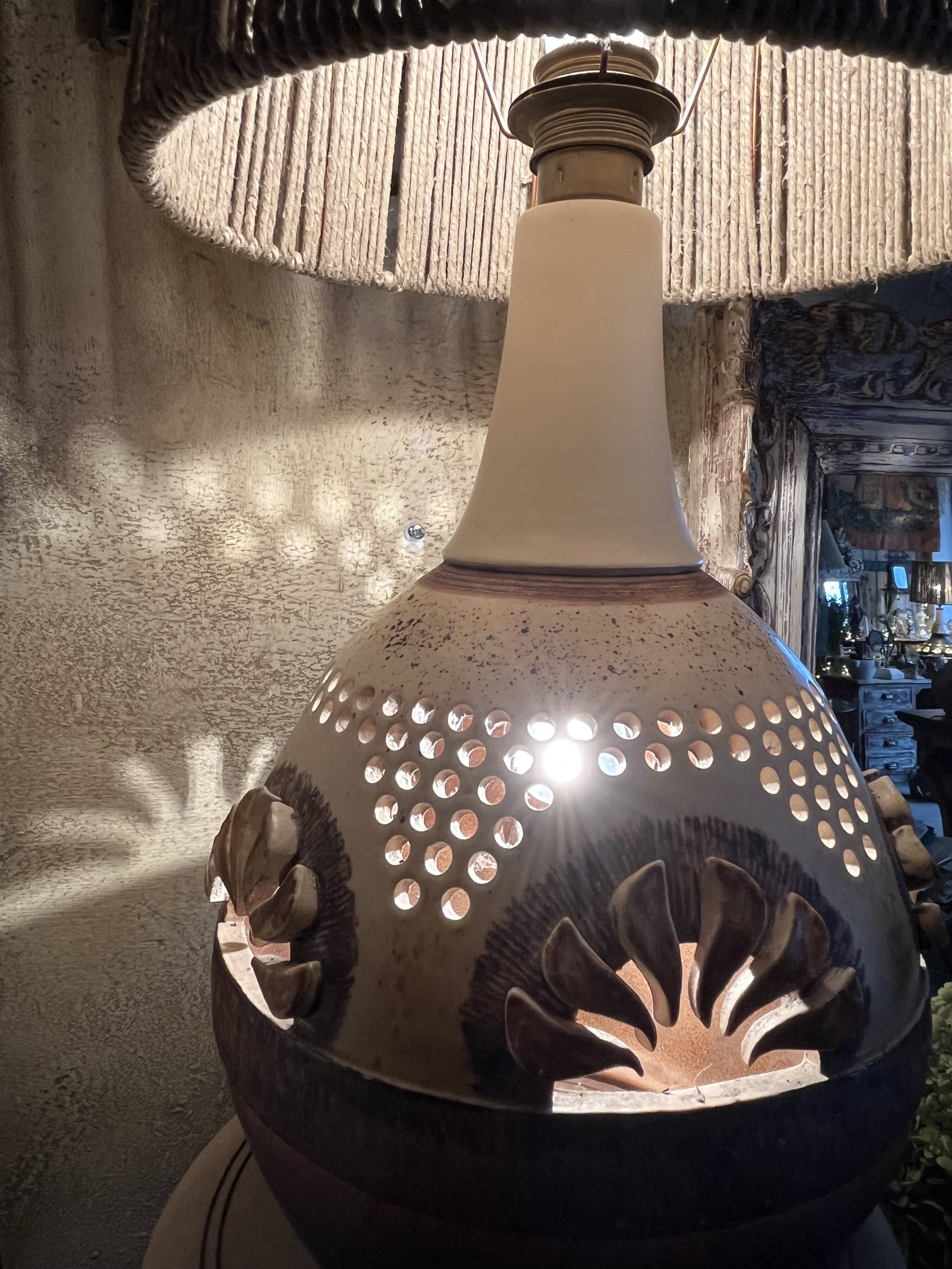 Scandinavian ceramic lamp