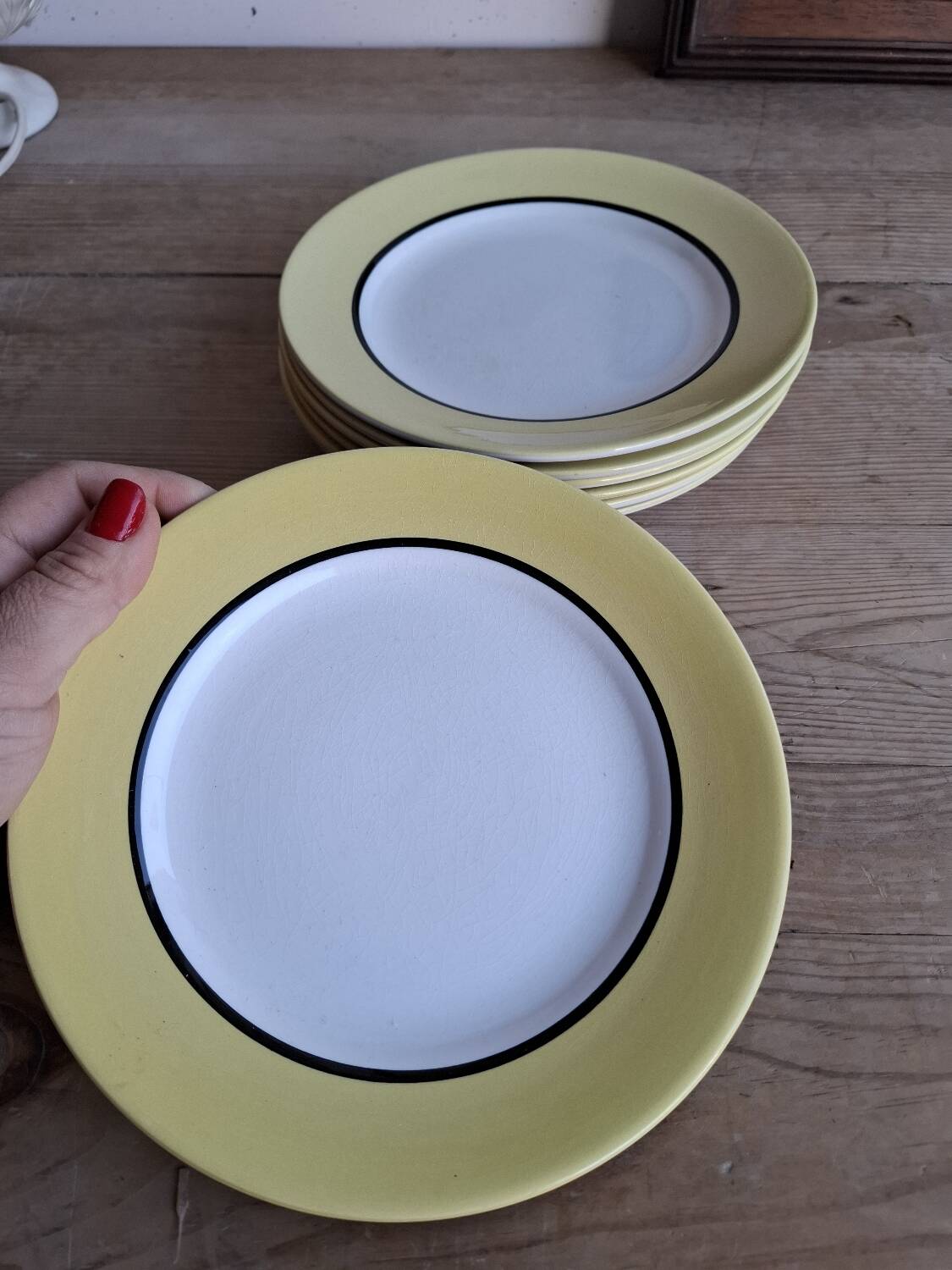 7 vintage l'amandinoise dessert plates