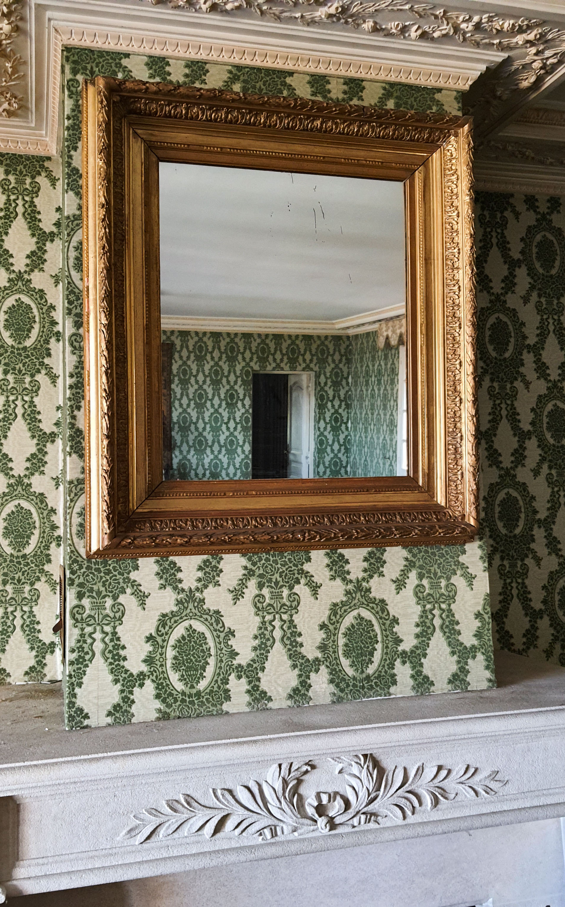 Mirror framing Napoleon III gilding gold leaf