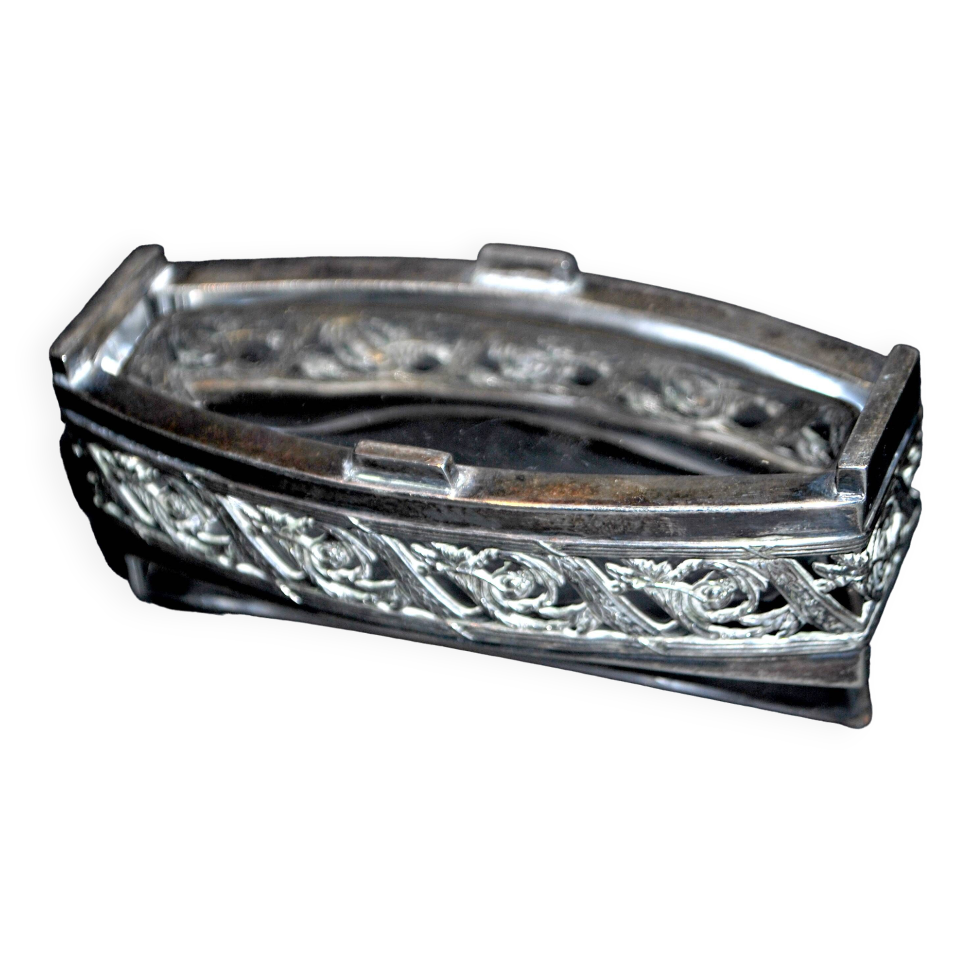 Empire salt shaker in silver metal ALPACA Saleron Napoléon III shuttle laurel frieze