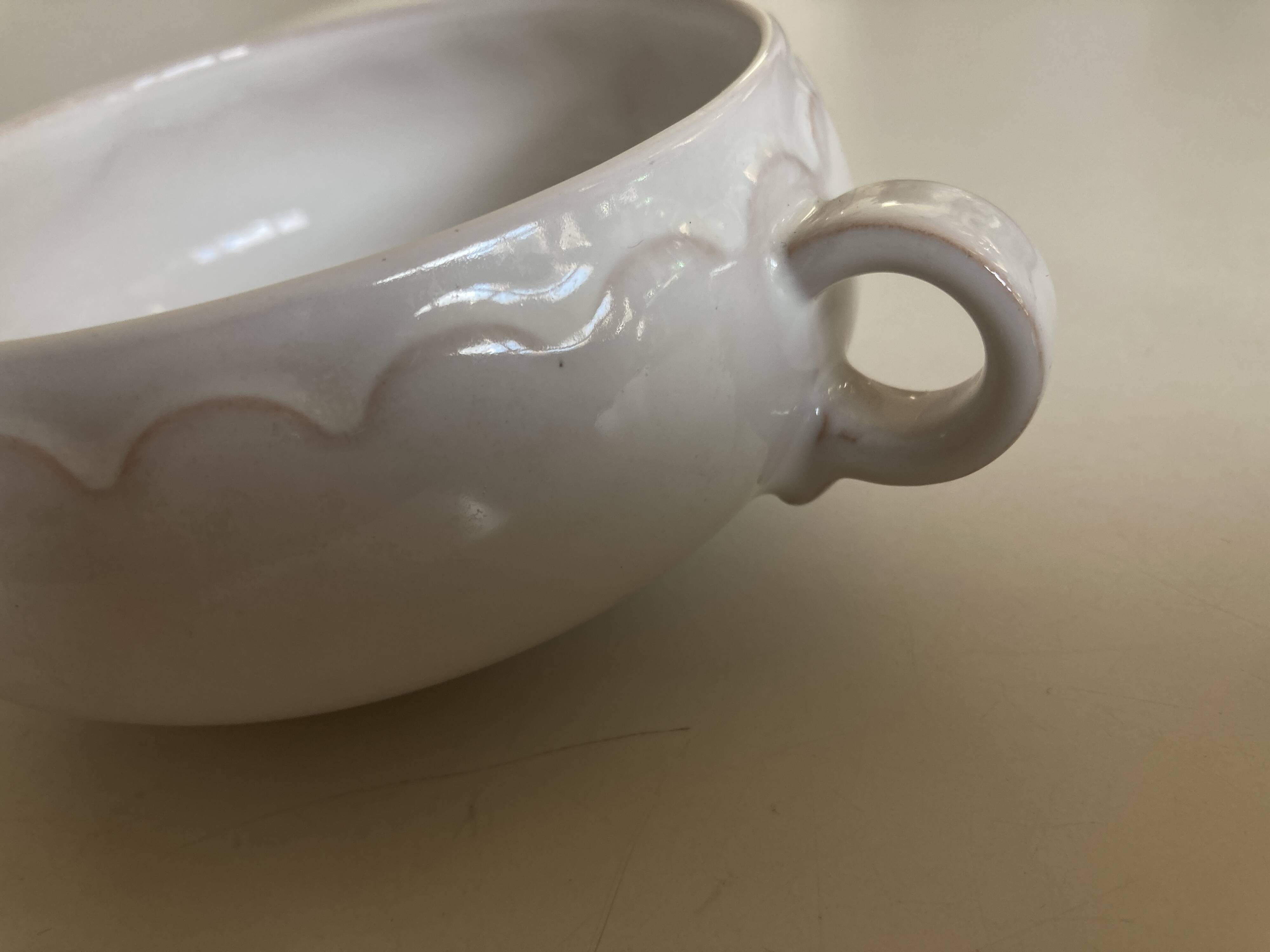 Set of 10 hollow Festons ear bowls by Pierre Motton for Gien 1970