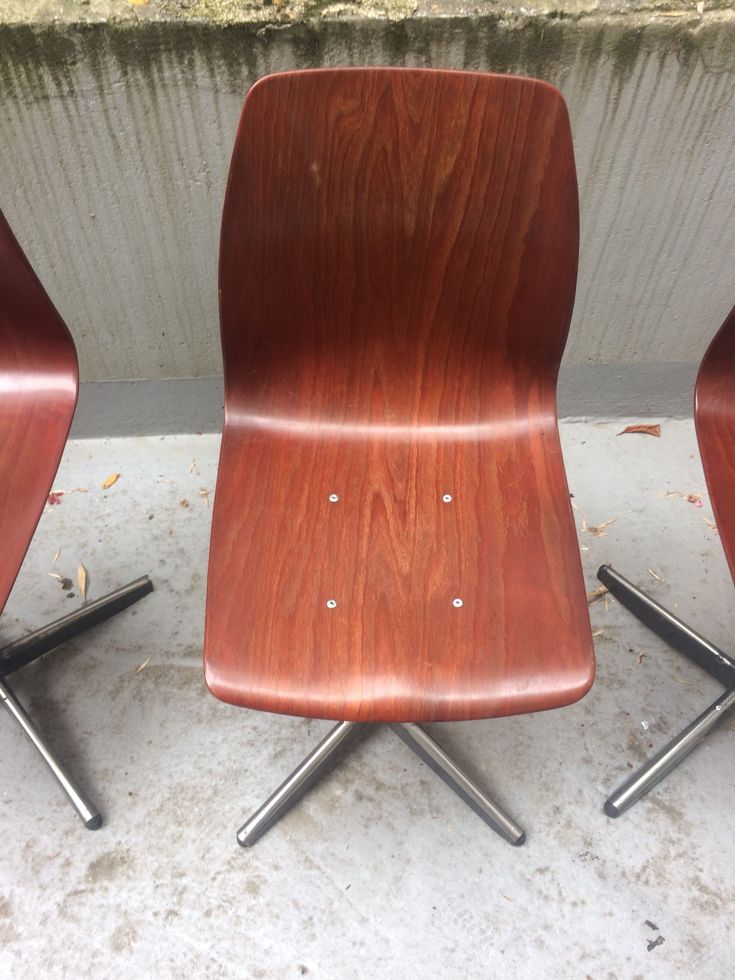 4 workshop chairs in Pagholz