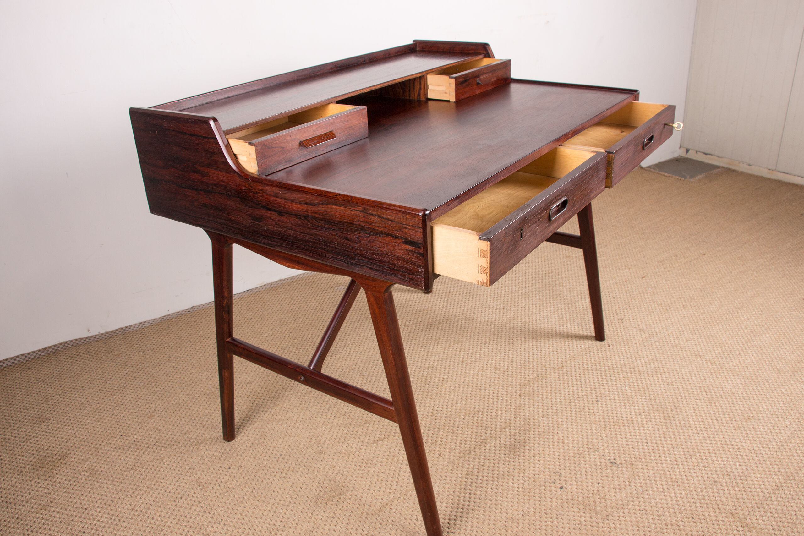 Danish rosewood desk, model 56 by Arne Wahl Iversen for Vinde Mobelfabrik 1960.