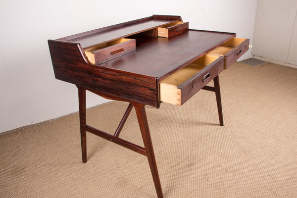 Bureau Danois en palissandre, modèle 56 par Arne Wahl Iversen pour Vinde Mobelfabrik 1960.