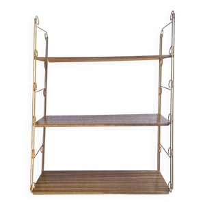 Etagère murale en métal - tablettes