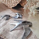 Soaring 3 tin swallows