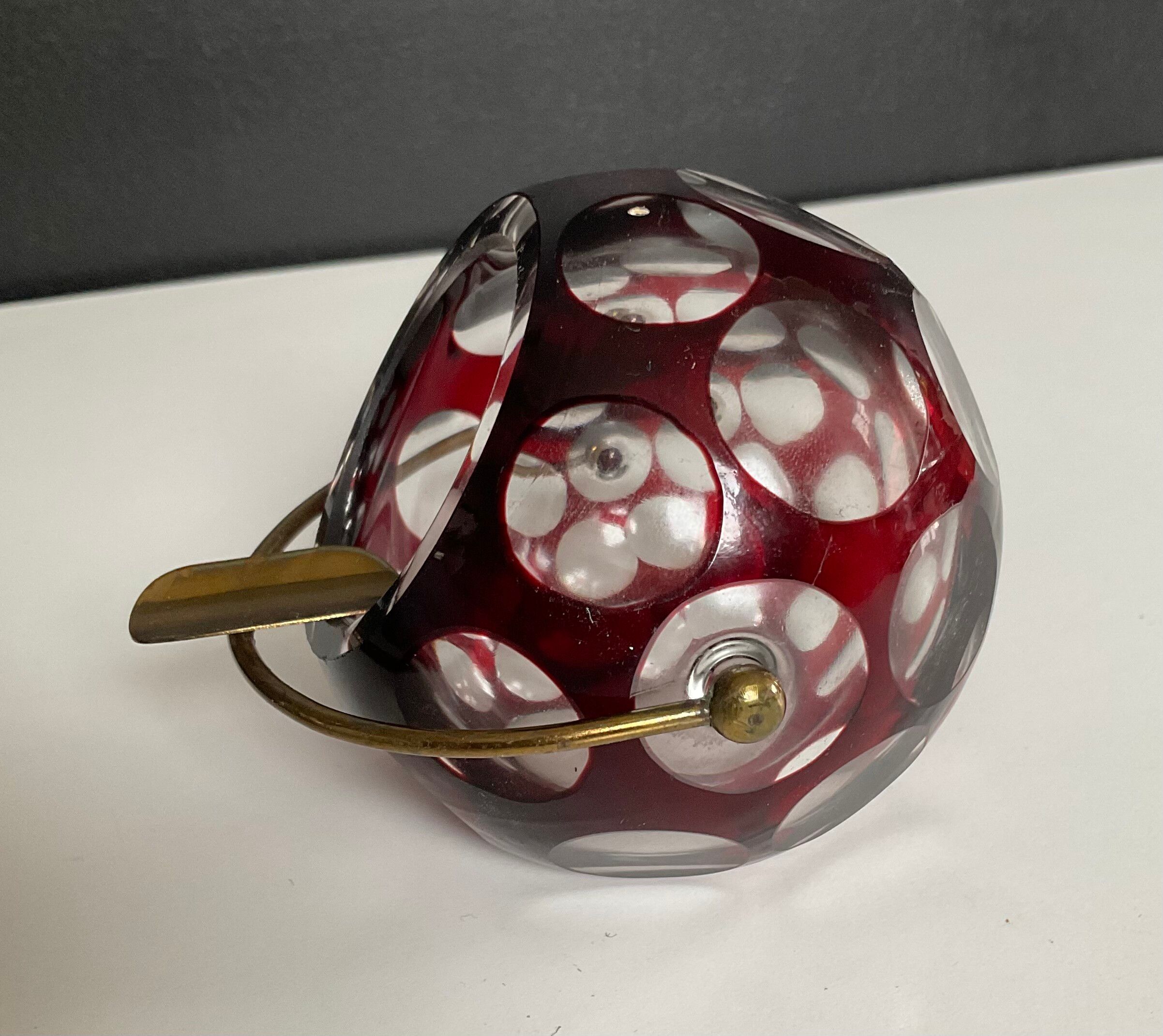 Crystal ashtray by Marina Voigt from the 1970s.
