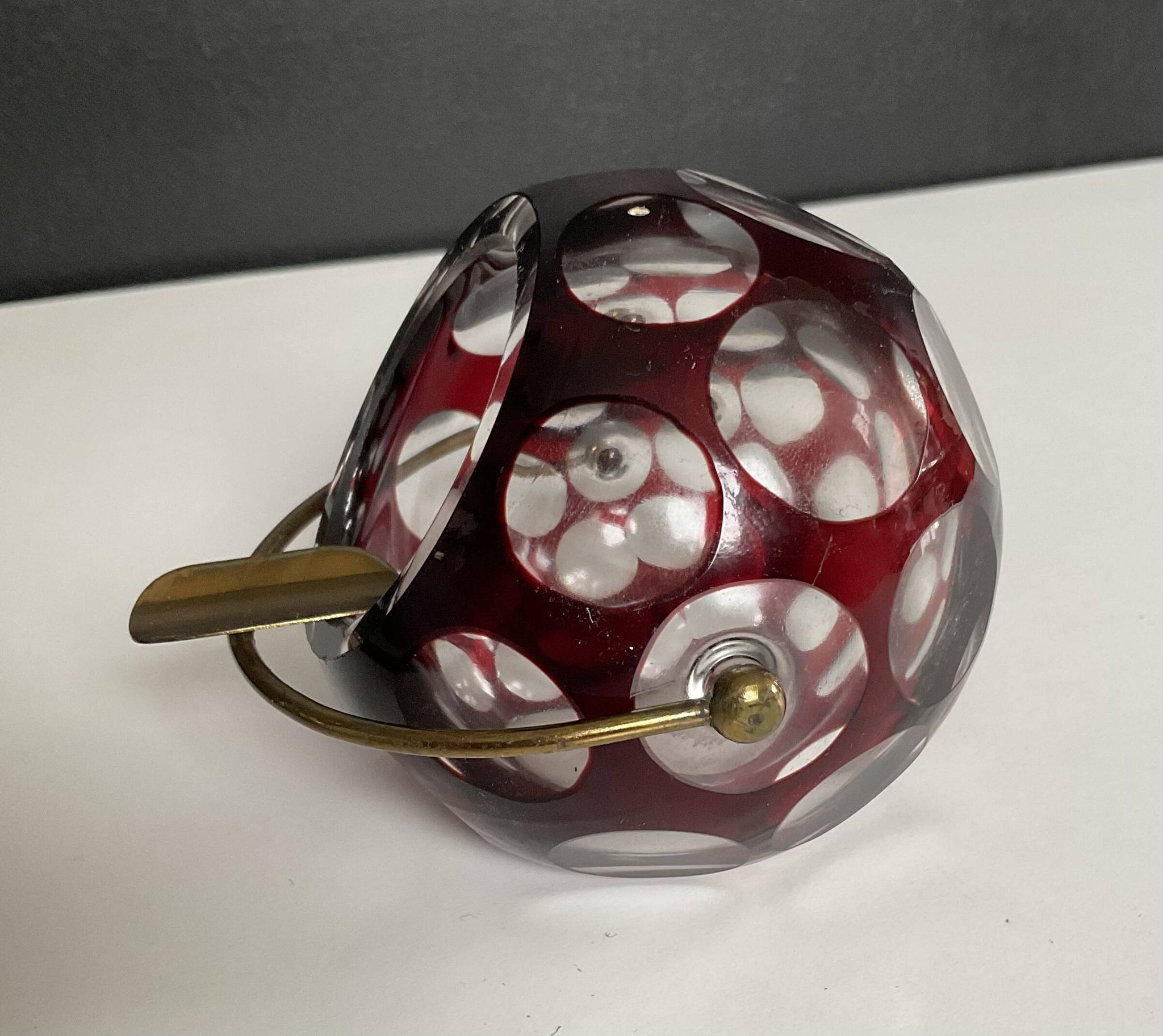 Crystal ashtray by Marina Voigt from the 1970s.