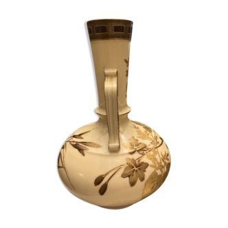 Flattened ball shaped vase circa 1900 G.d Et Cie in Limoges