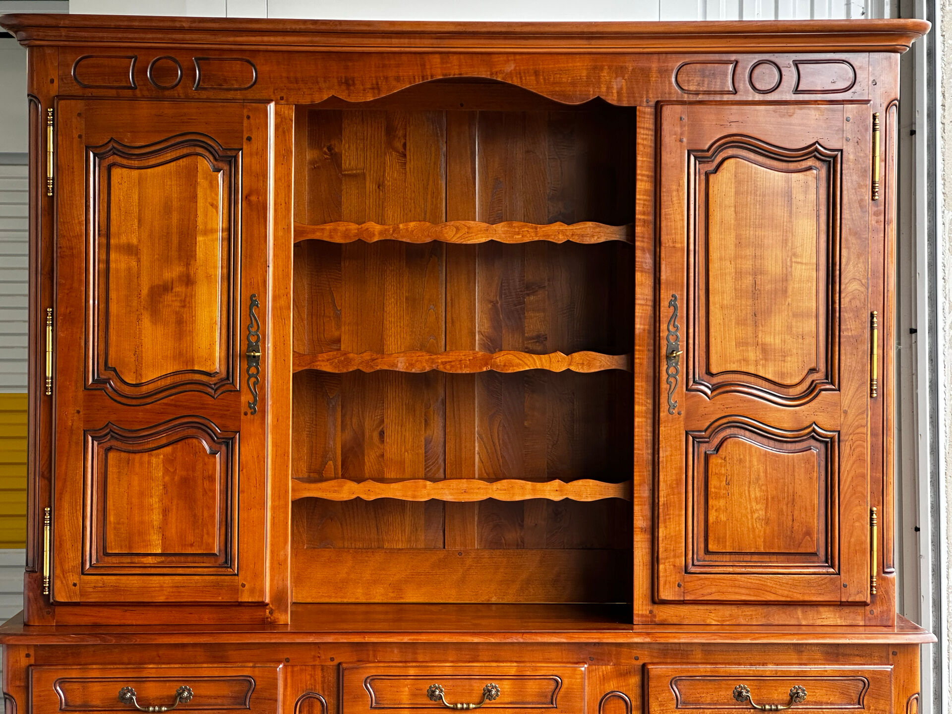 Buffet, rustic sideboard in solid cherry wood, 20th century