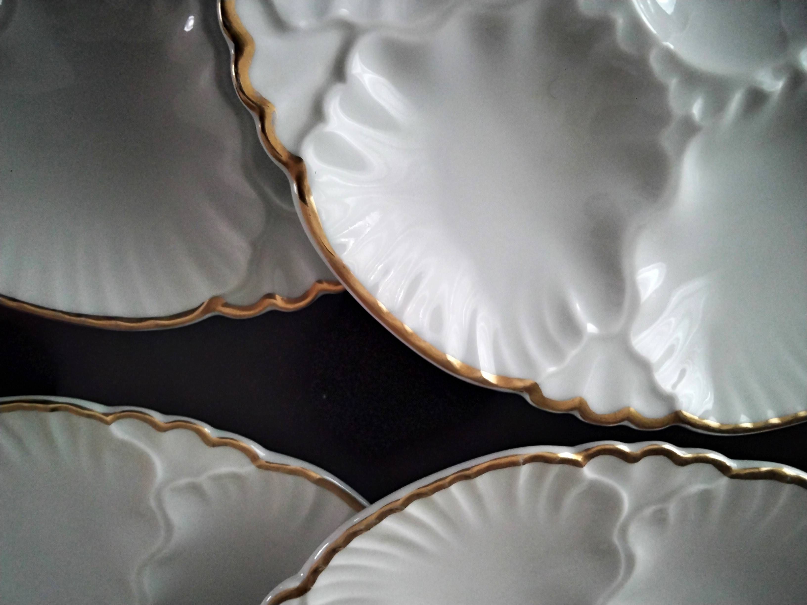 6 White porcelain oyster plates Cérabel Manufacture Belges