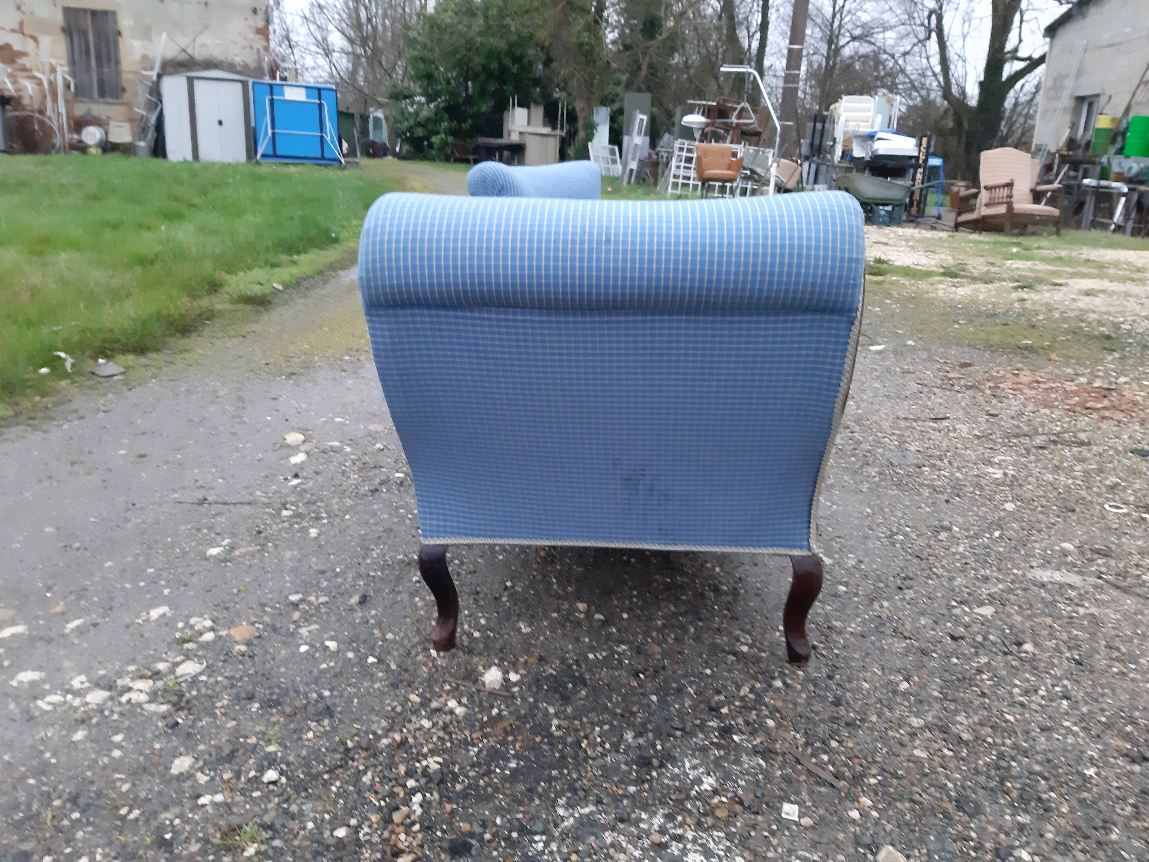 Mahogany meridian 1900