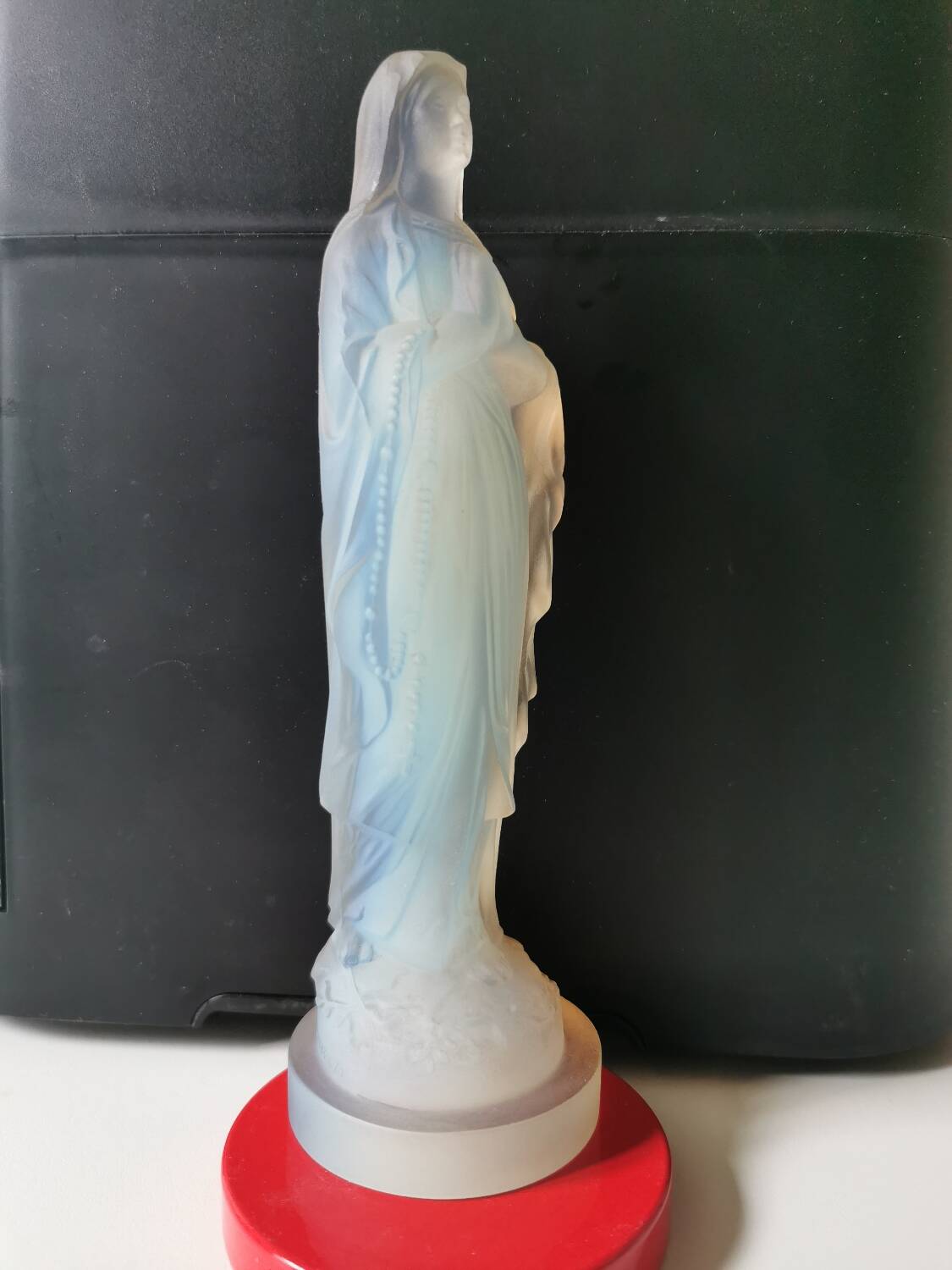 Opalescent Virgin Etling