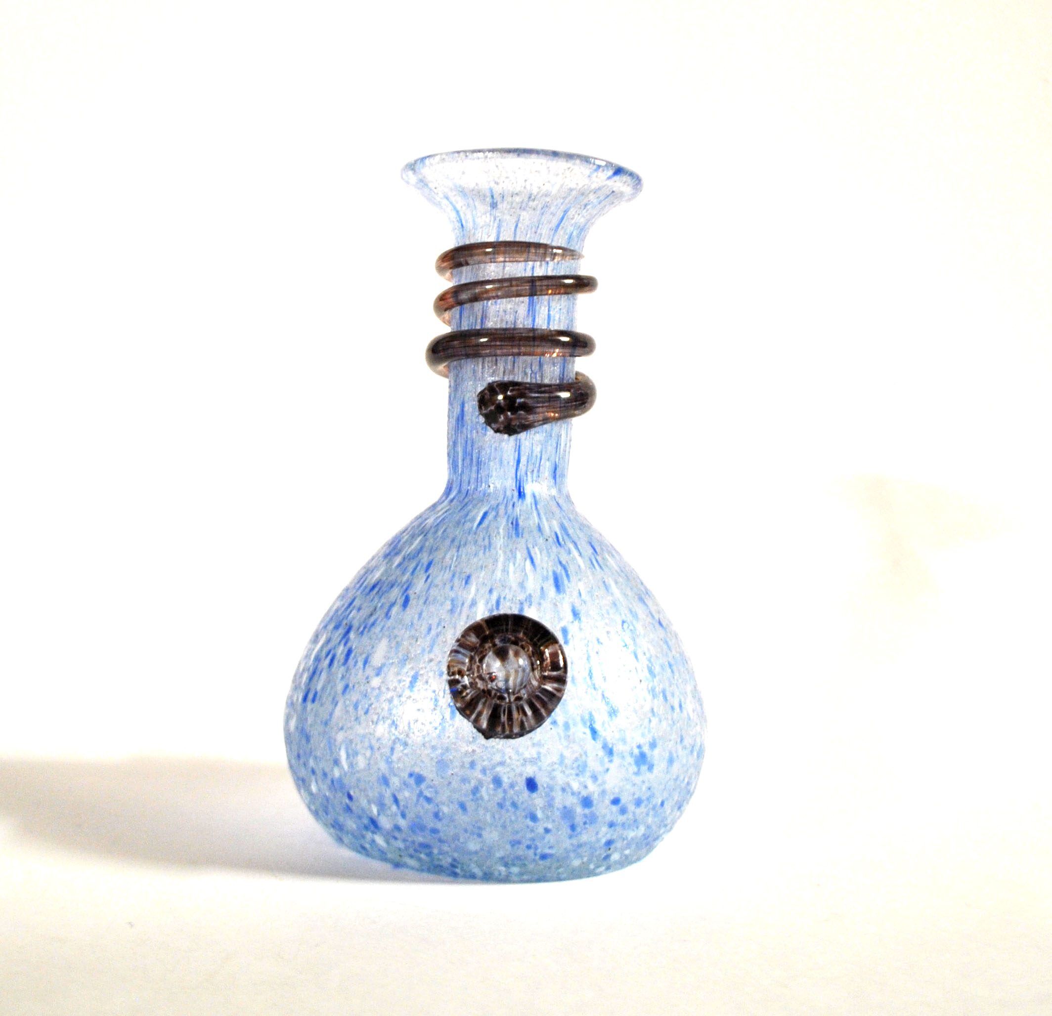 Coloured vase in blue and white glass paste – Murano bottle Italy