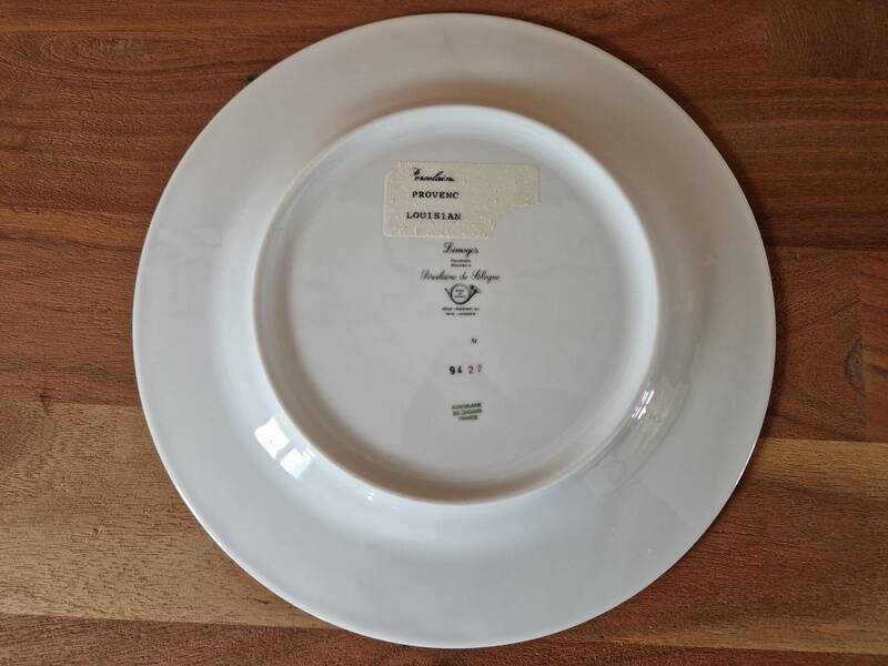 Limoges porcelain and decorated with Sologne porcelain Flat plate