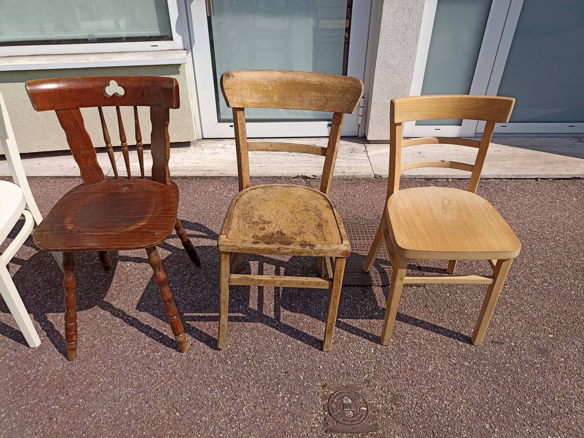 Set of 18 mismatched wooden bistro chairs - vintage