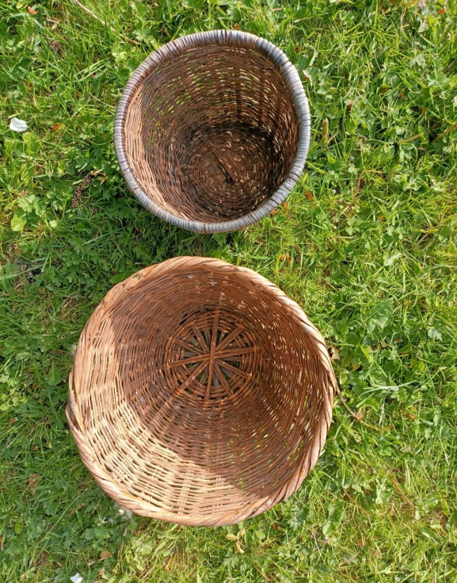 Small retro baskets 💐