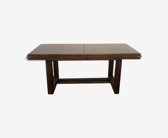 Table en acajou avec angles laiton