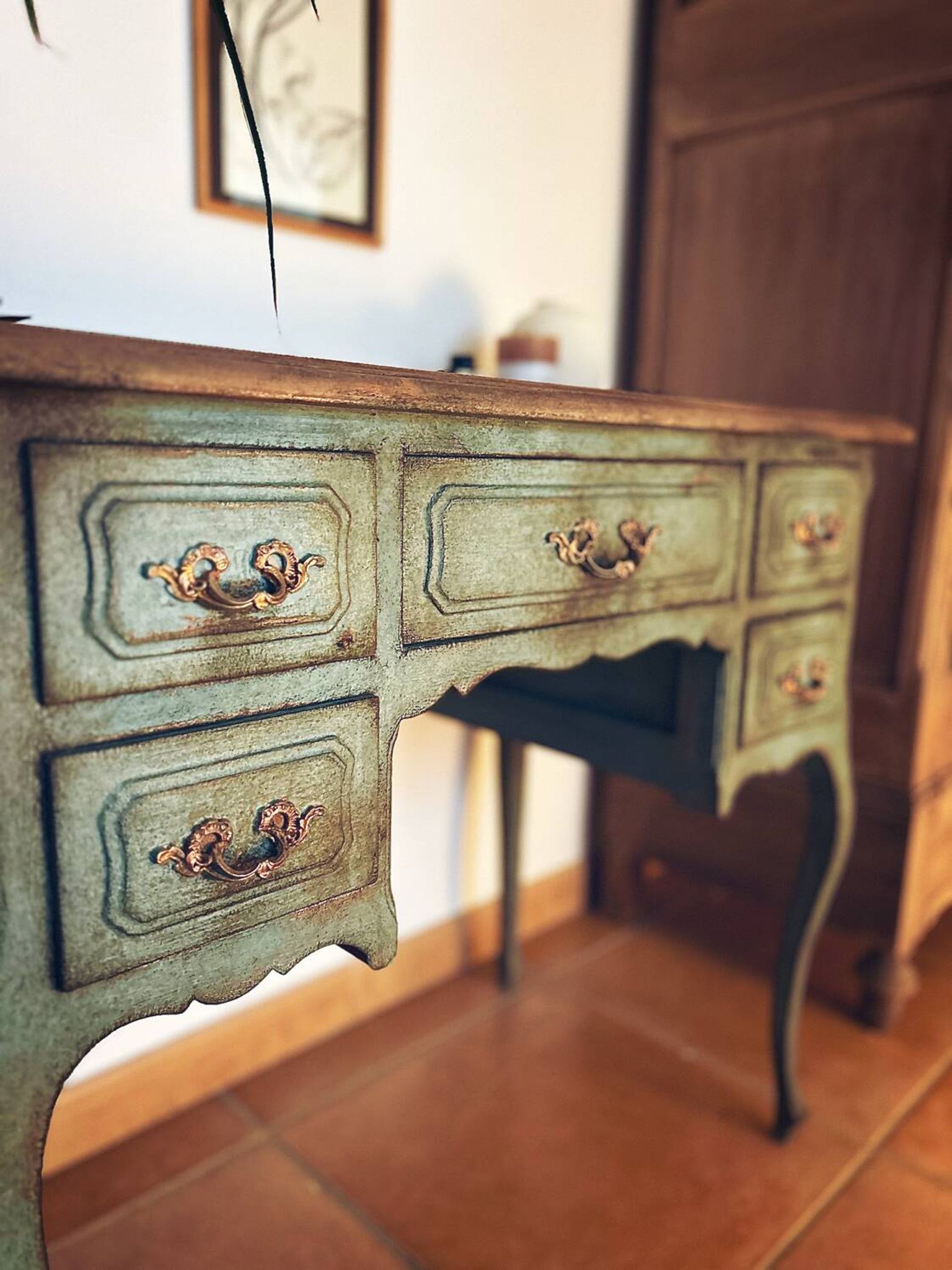 Antique patinated desk, Toscana finish, unique piece.
