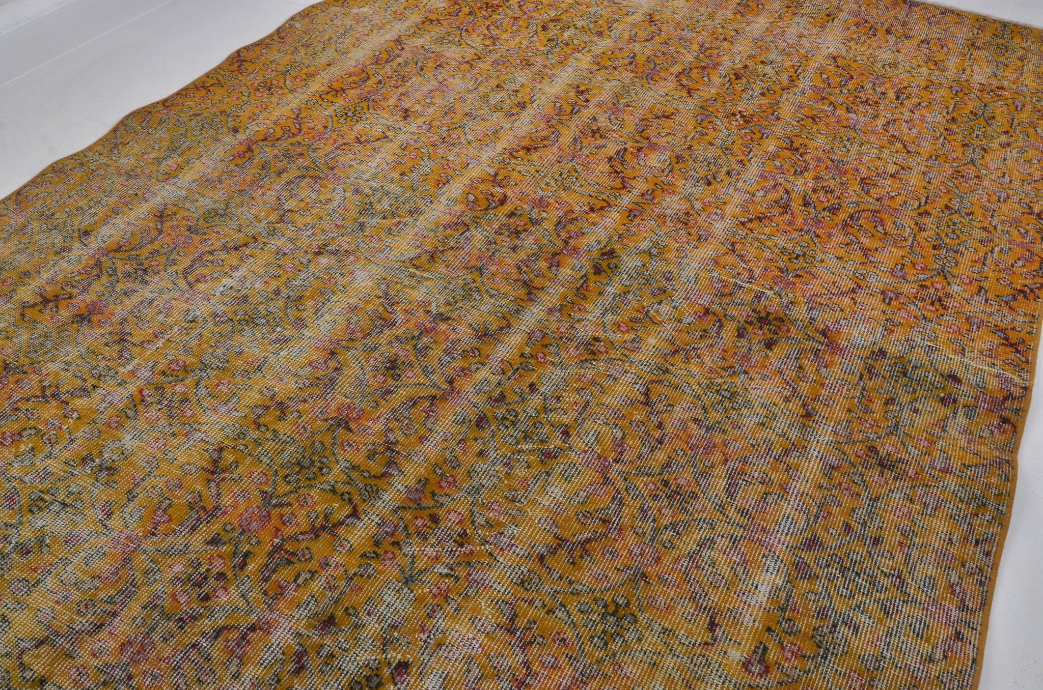 Tapis tribal orange