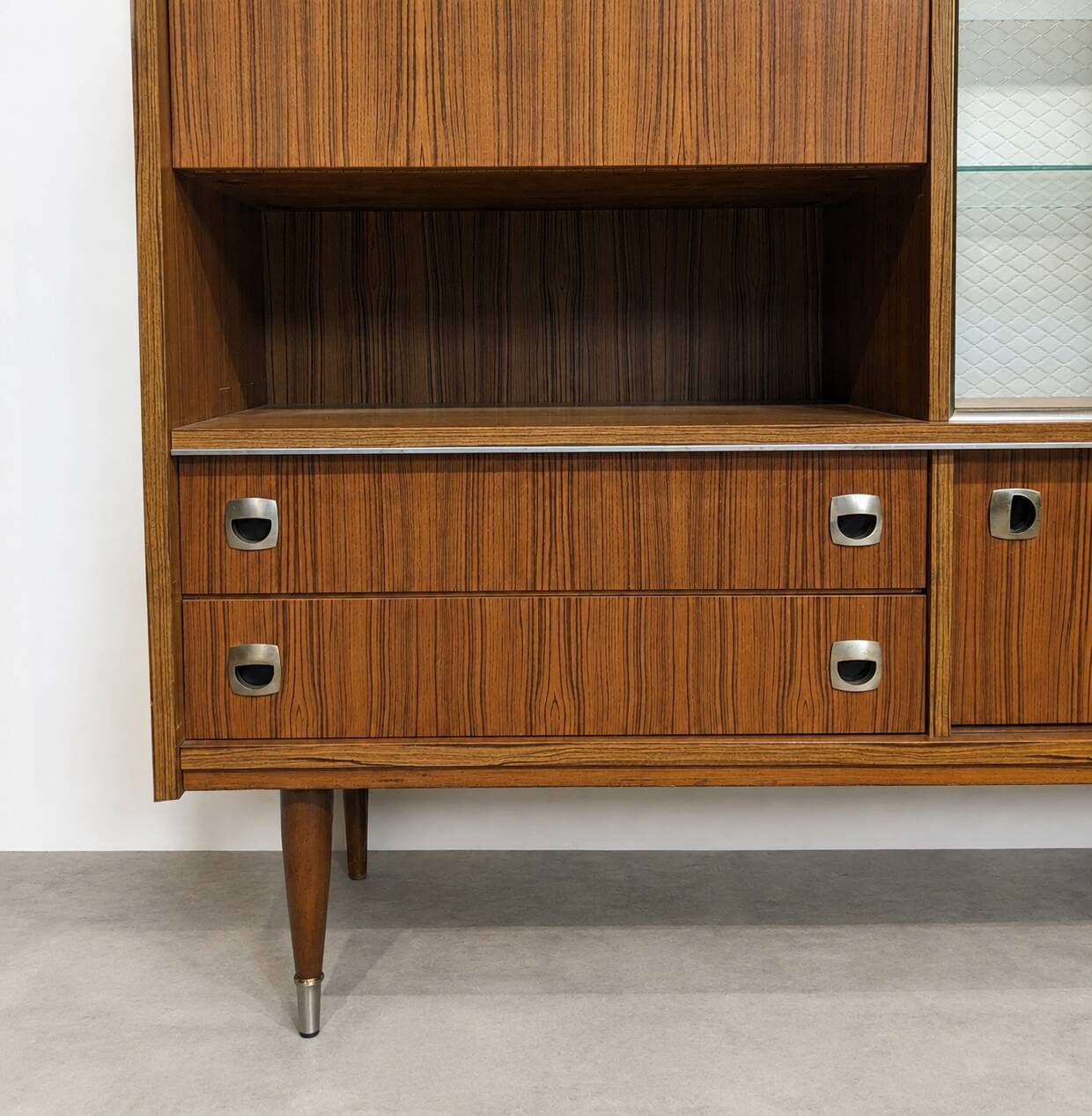 Vintage 1960s sideboard cabinet