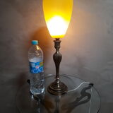 Lampe bronze abat-jour verre jaune opaque 1940 environ ,,57x15