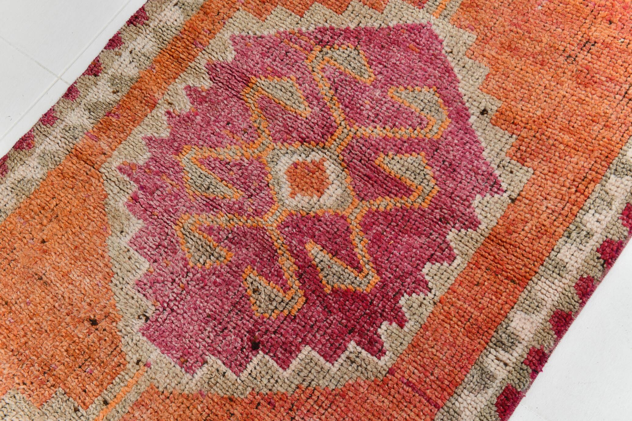 3x10 Pumpkin Orange & Pink Turkish Runner Rug, 96x309Cm