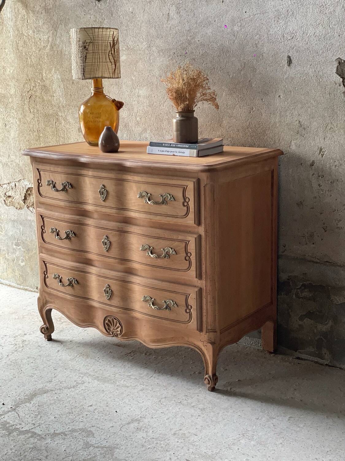 Louis XV chest of drawers