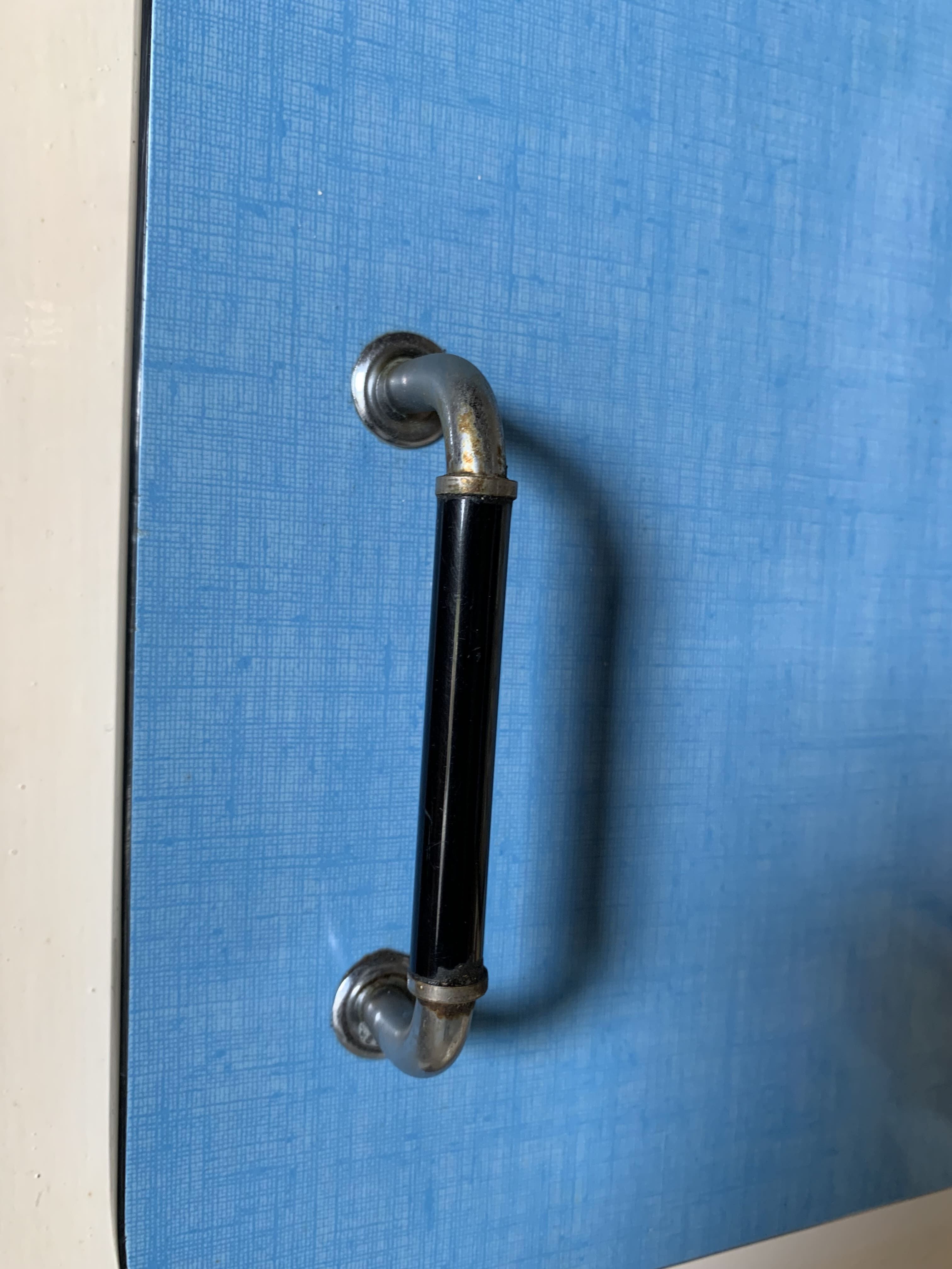 2-door wardrobe