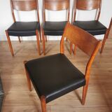 Suite of 4 Scandinavian style chairs