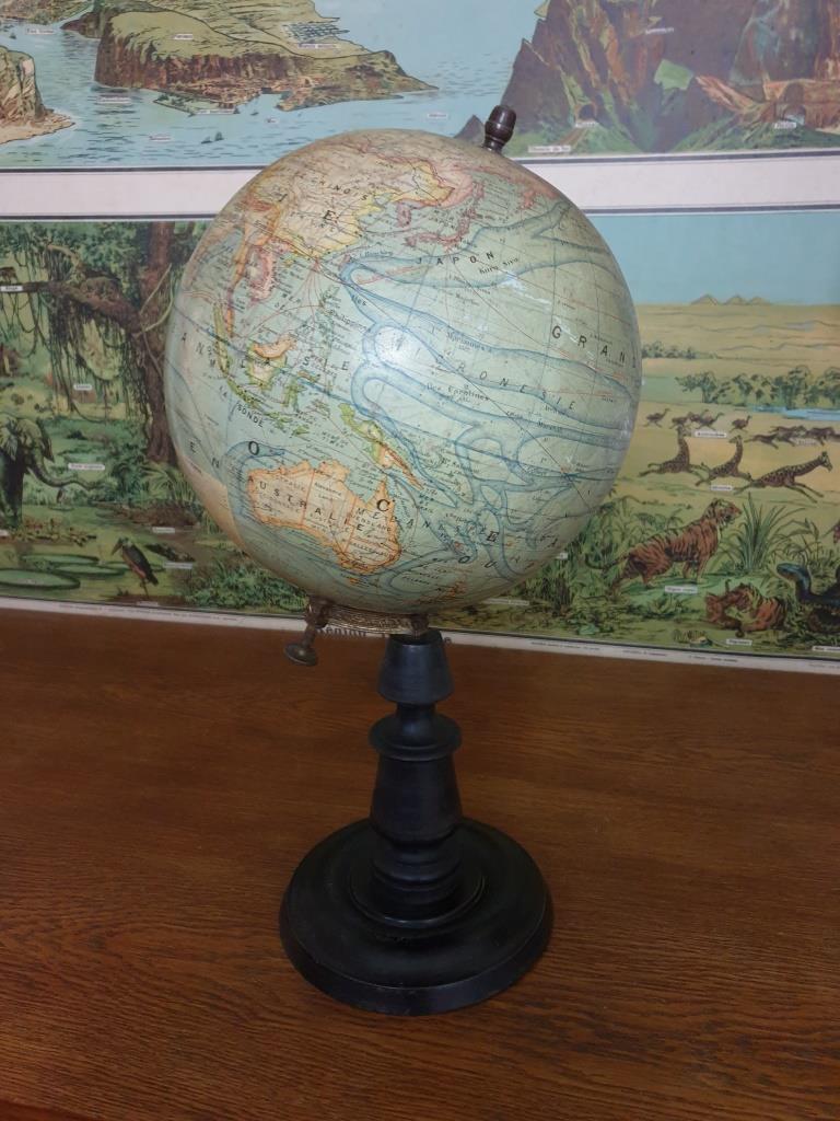 Globe Napoleon III