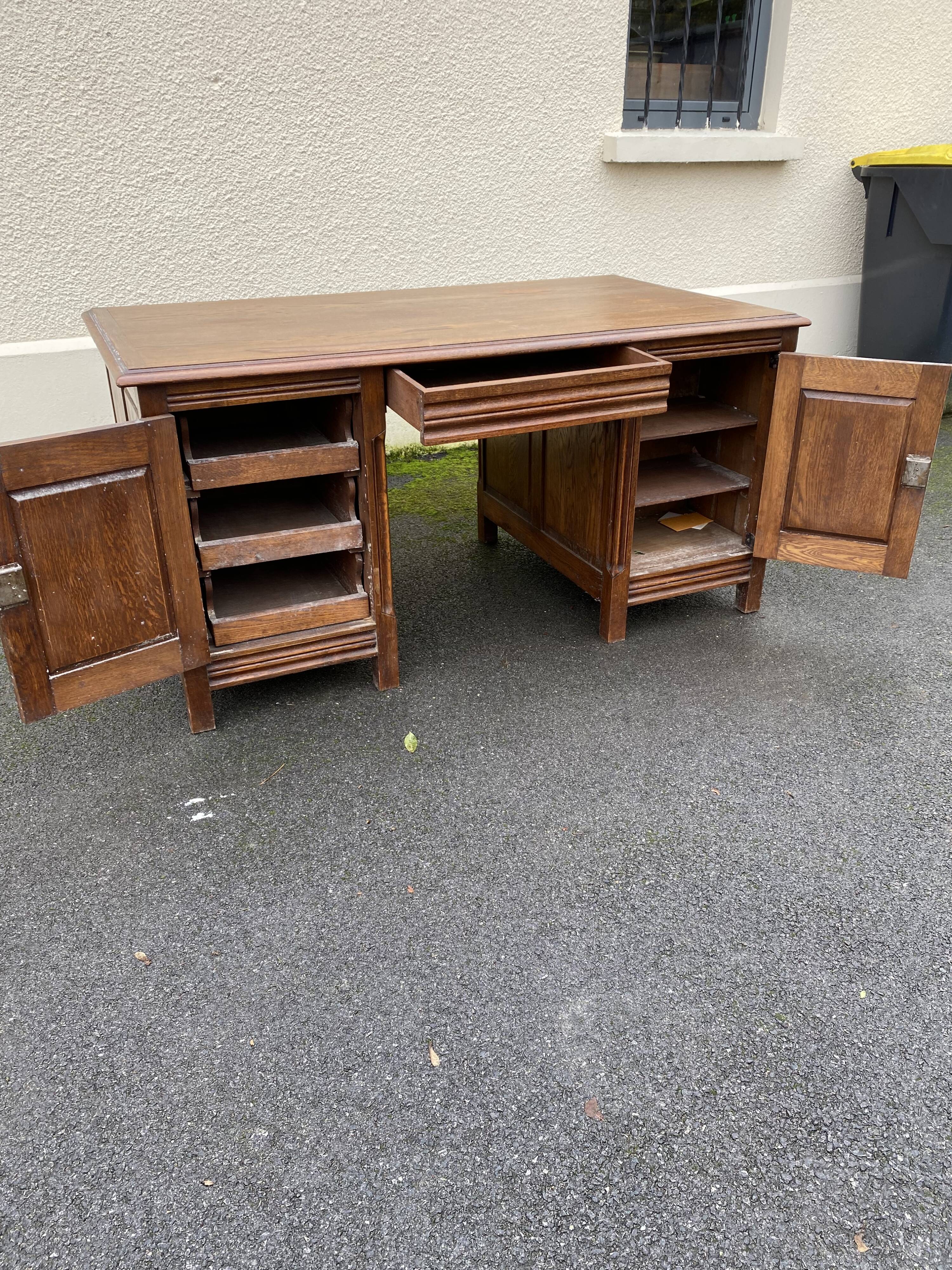 Double-sided desktop