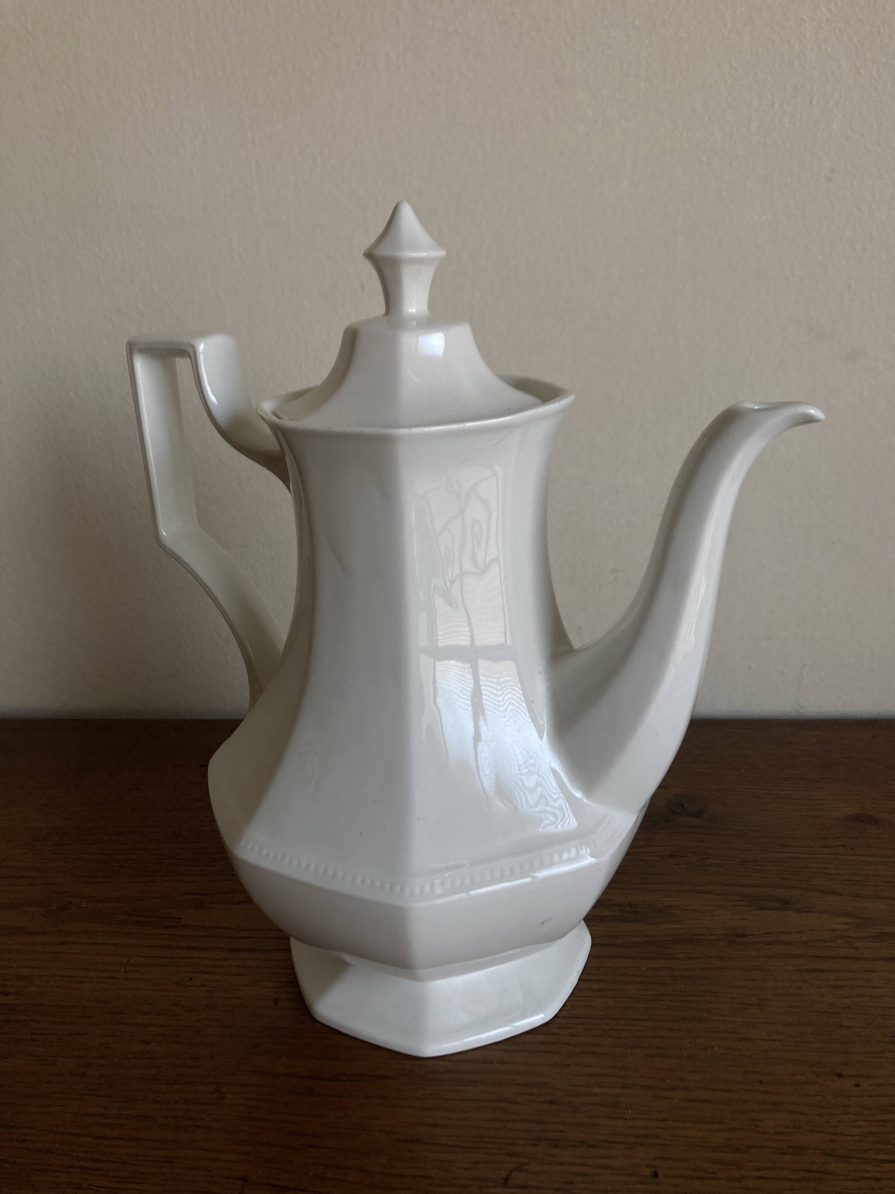 Neo-classical octagonal coffee pot Johnson Brothers pearls 1960