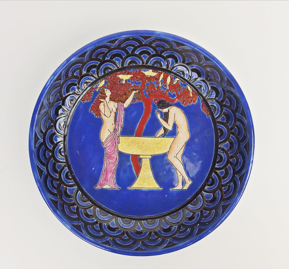 Glazed ceramic dish by Kéralouve La Louvière