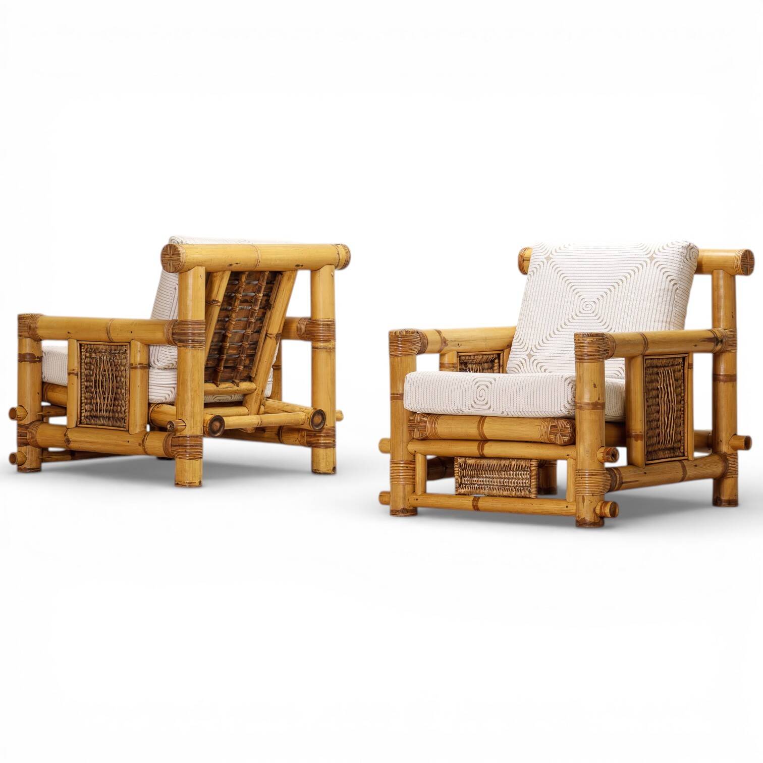 Paire de fauteuils en bambou, coussins Pierre Frey, travail français, vers 1960-70