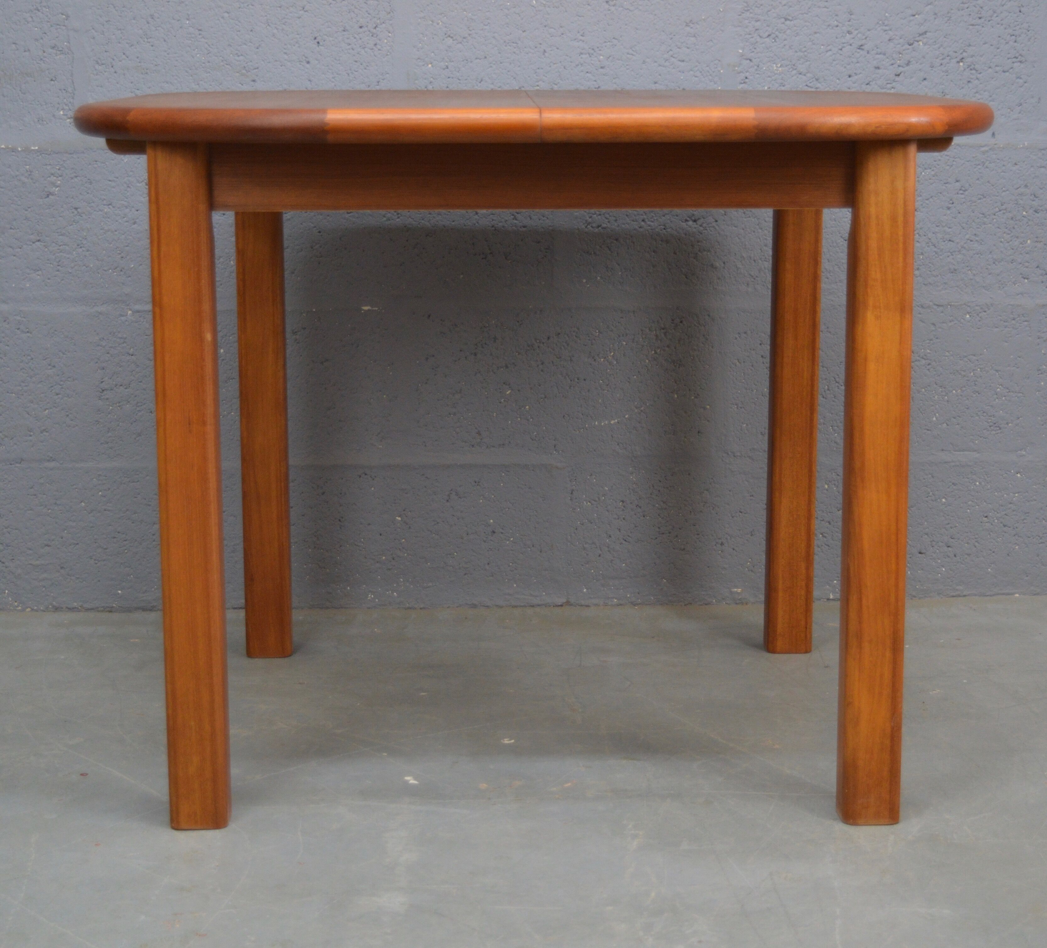 Mid Century Teak Dinning Table by D-Scan