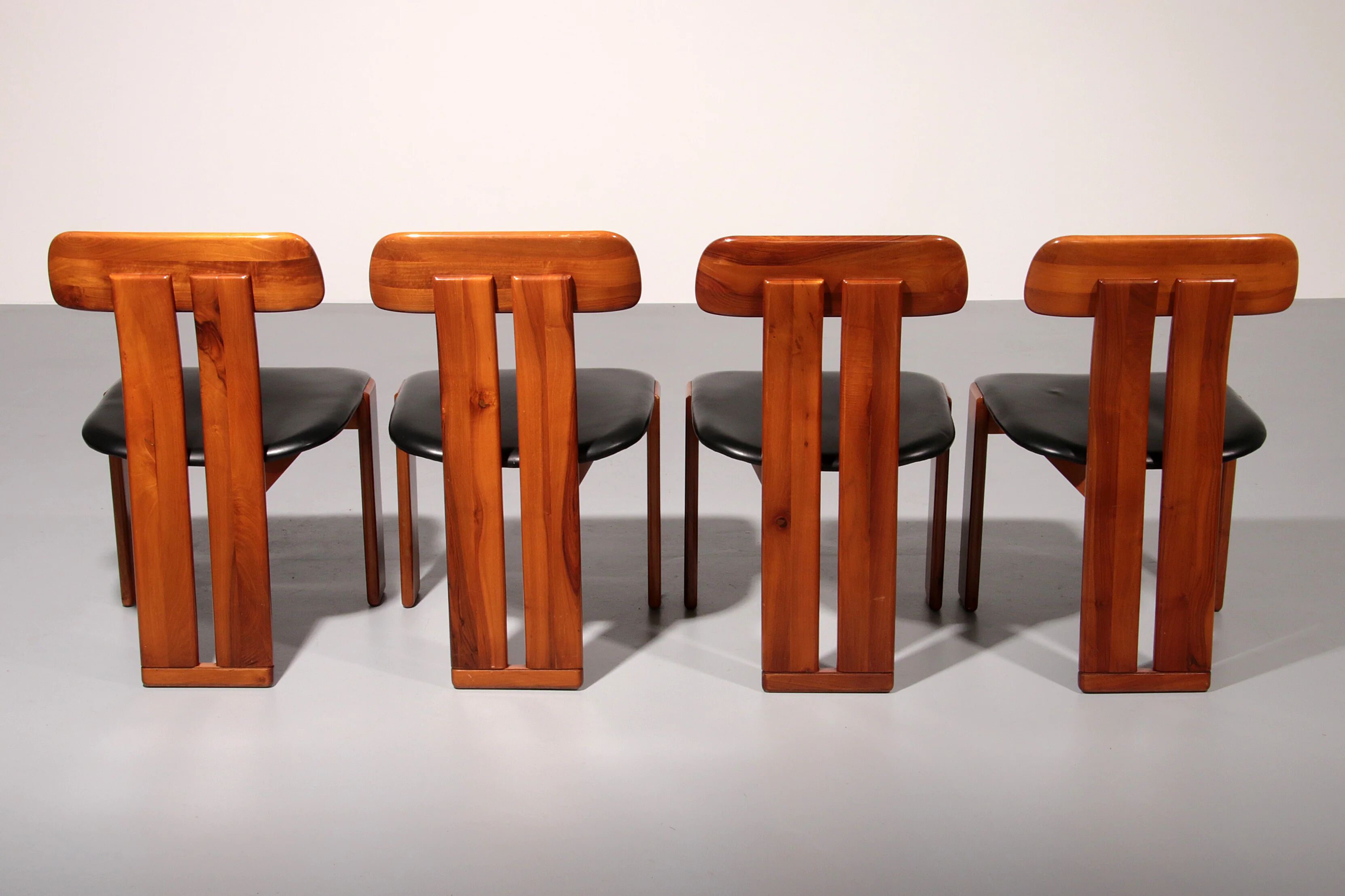 Mario Marenco Walnut Sapporo Dining Chairs for Mobilgirgi, 1970s