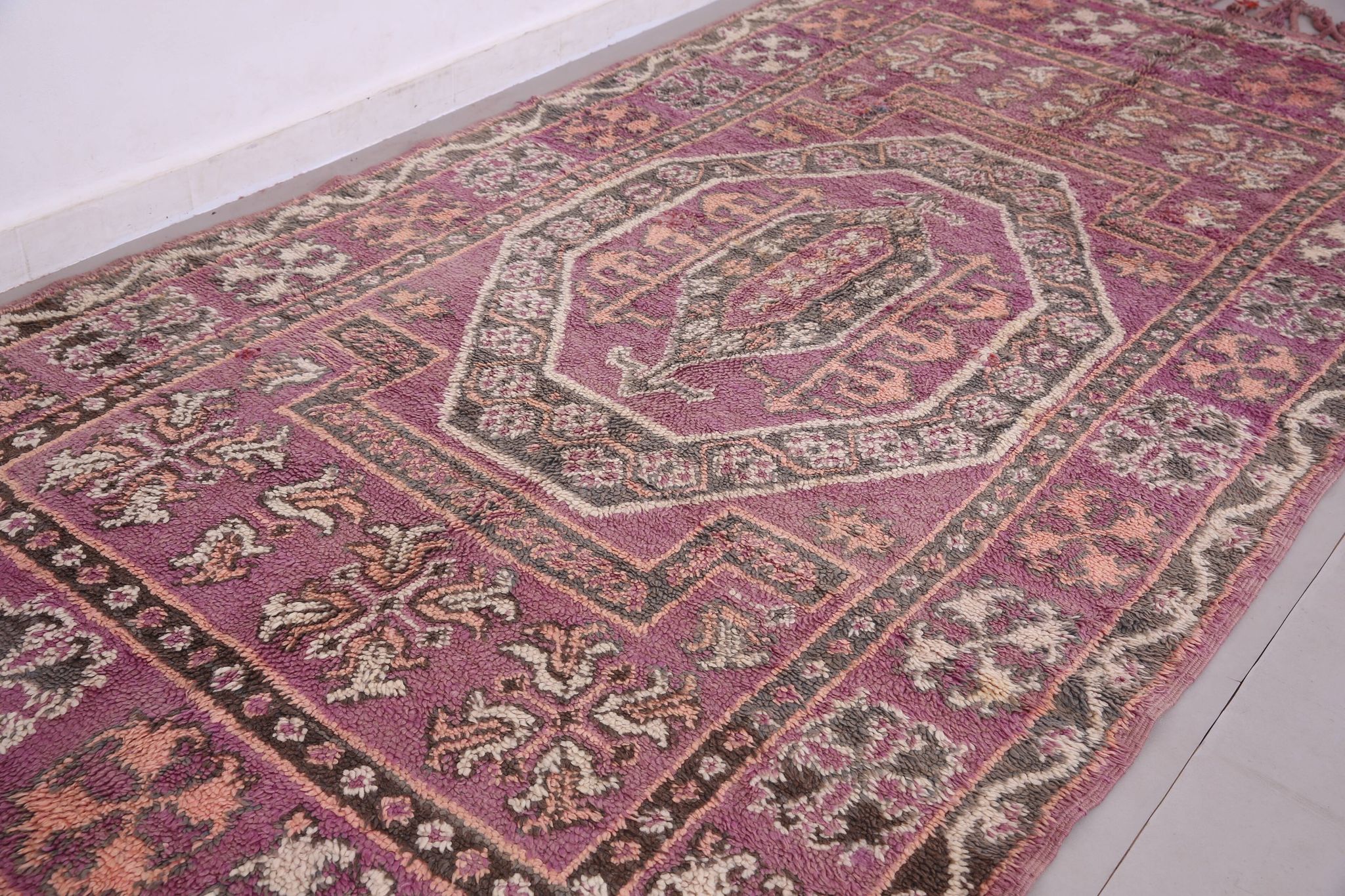 Large Vintage Moroccan Rug 178 x 362 cm - Berber Wool Rug - Handmade Rug