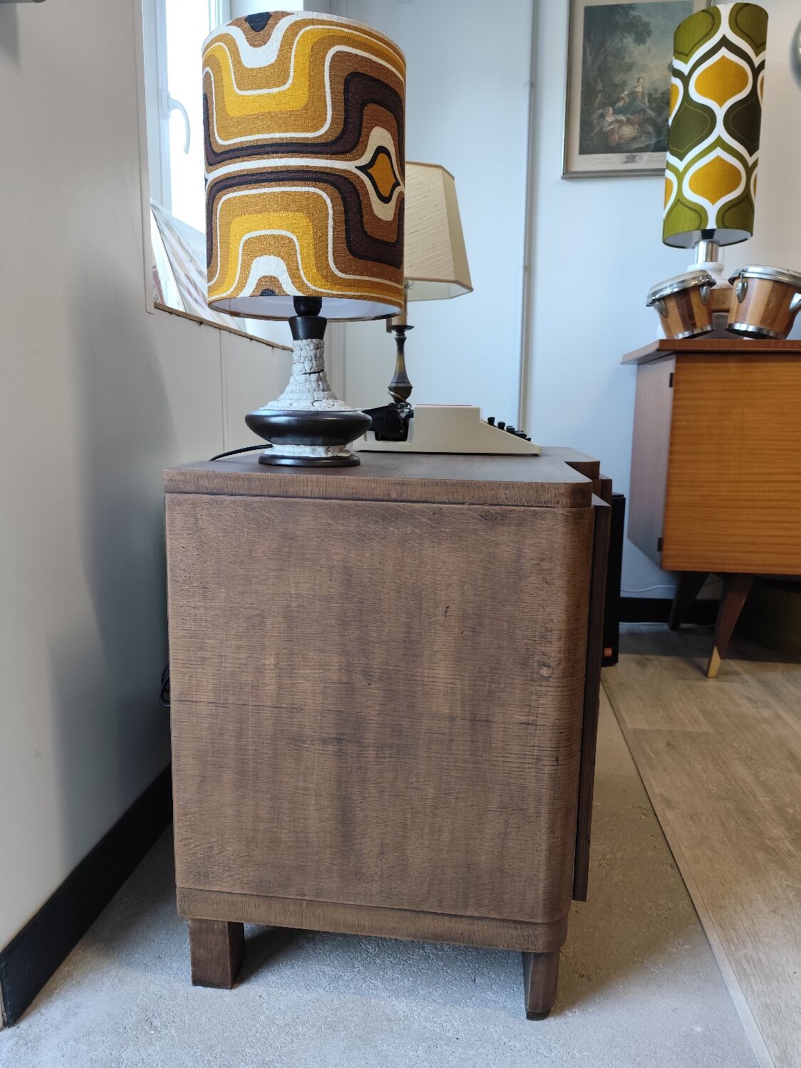 Vintage 1950s chest of drawers