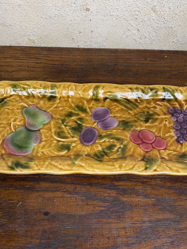 Plat allongé en Barbotine jaune Digoin Sarreguemines