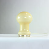 Lampe de table unique en verre opalin beige par Ivan Jakes, Tchécoslovaquie années 1960