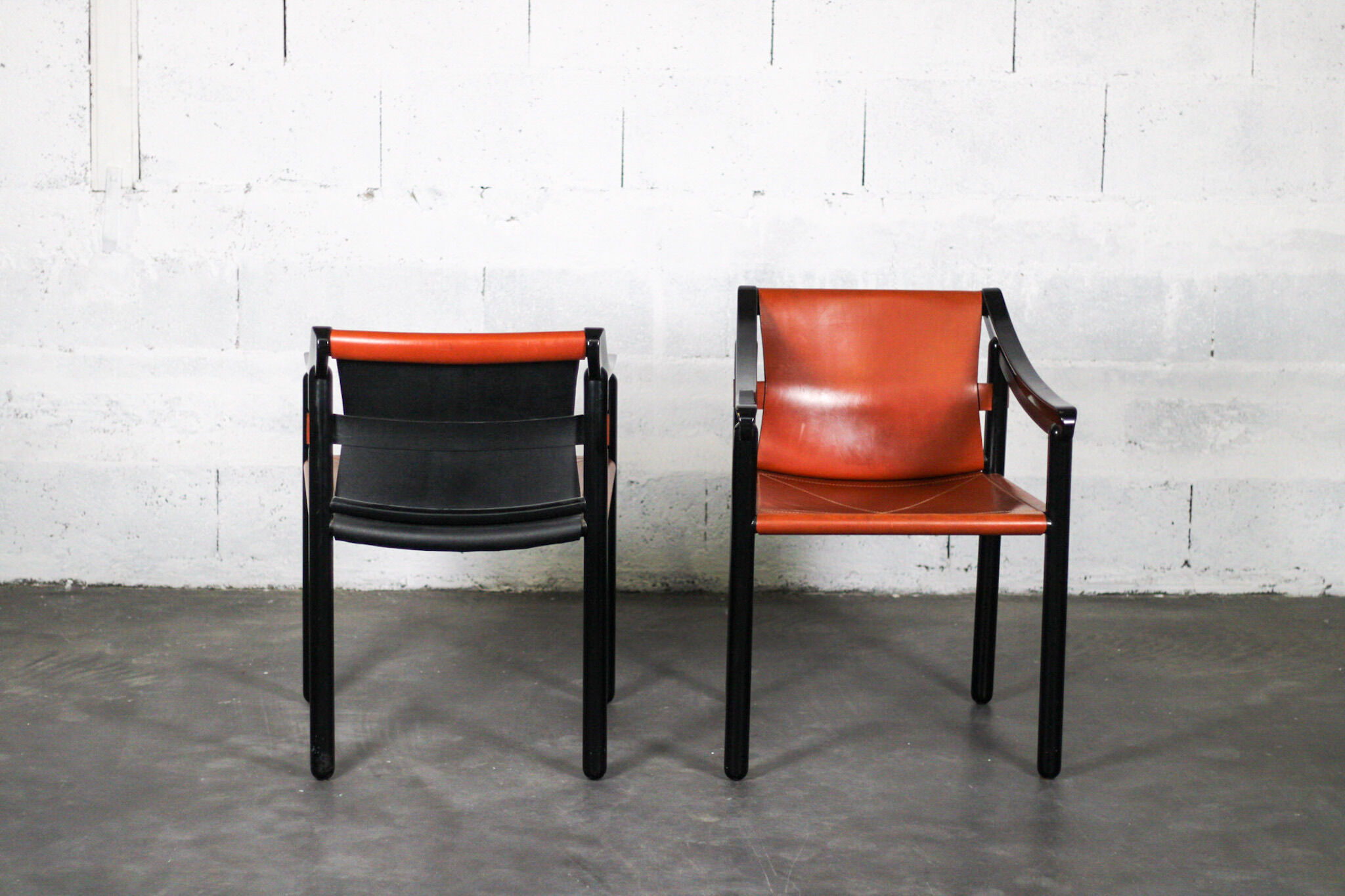 Pair of armchairs 905, Vico Magistretti for Cassina
