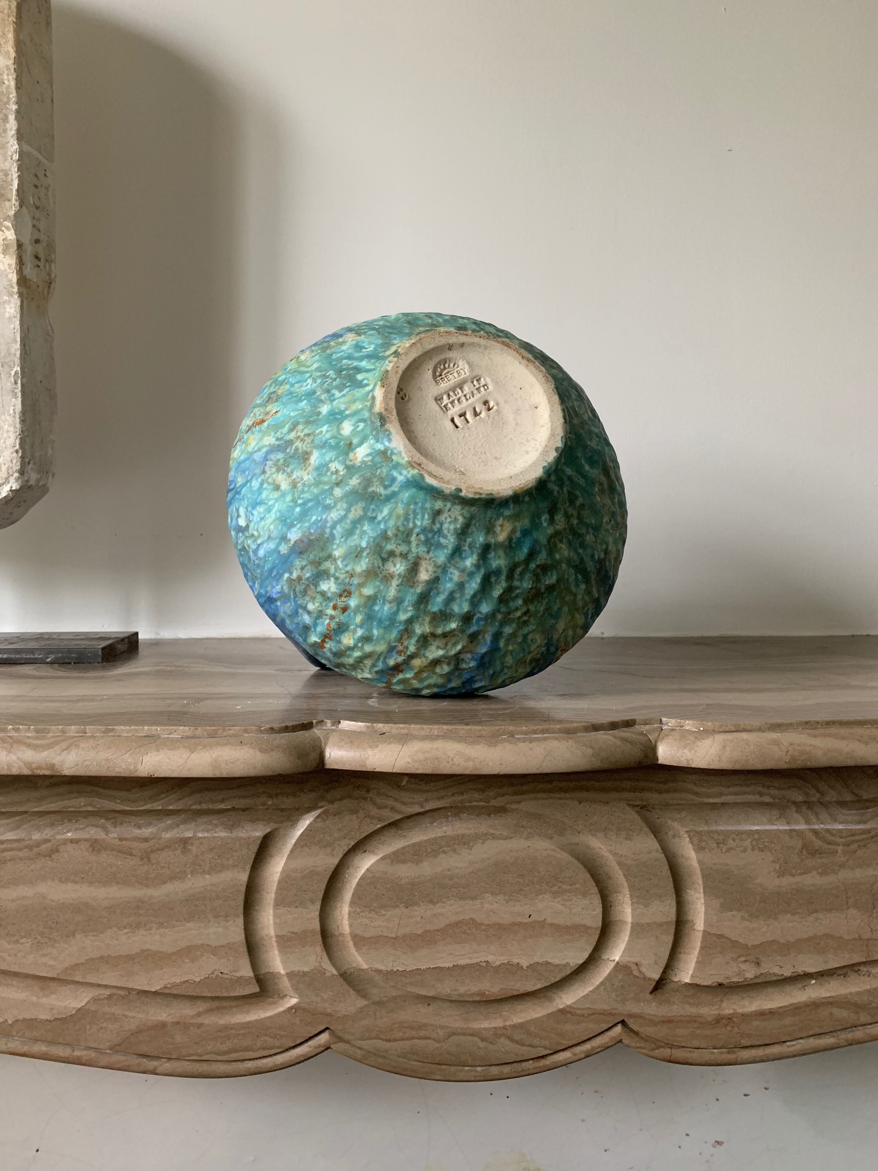 Blue amphora vase dyed nympheas