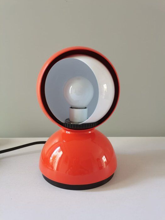 Lampe Italienne Eclisse Artemide par Vico Magistretti